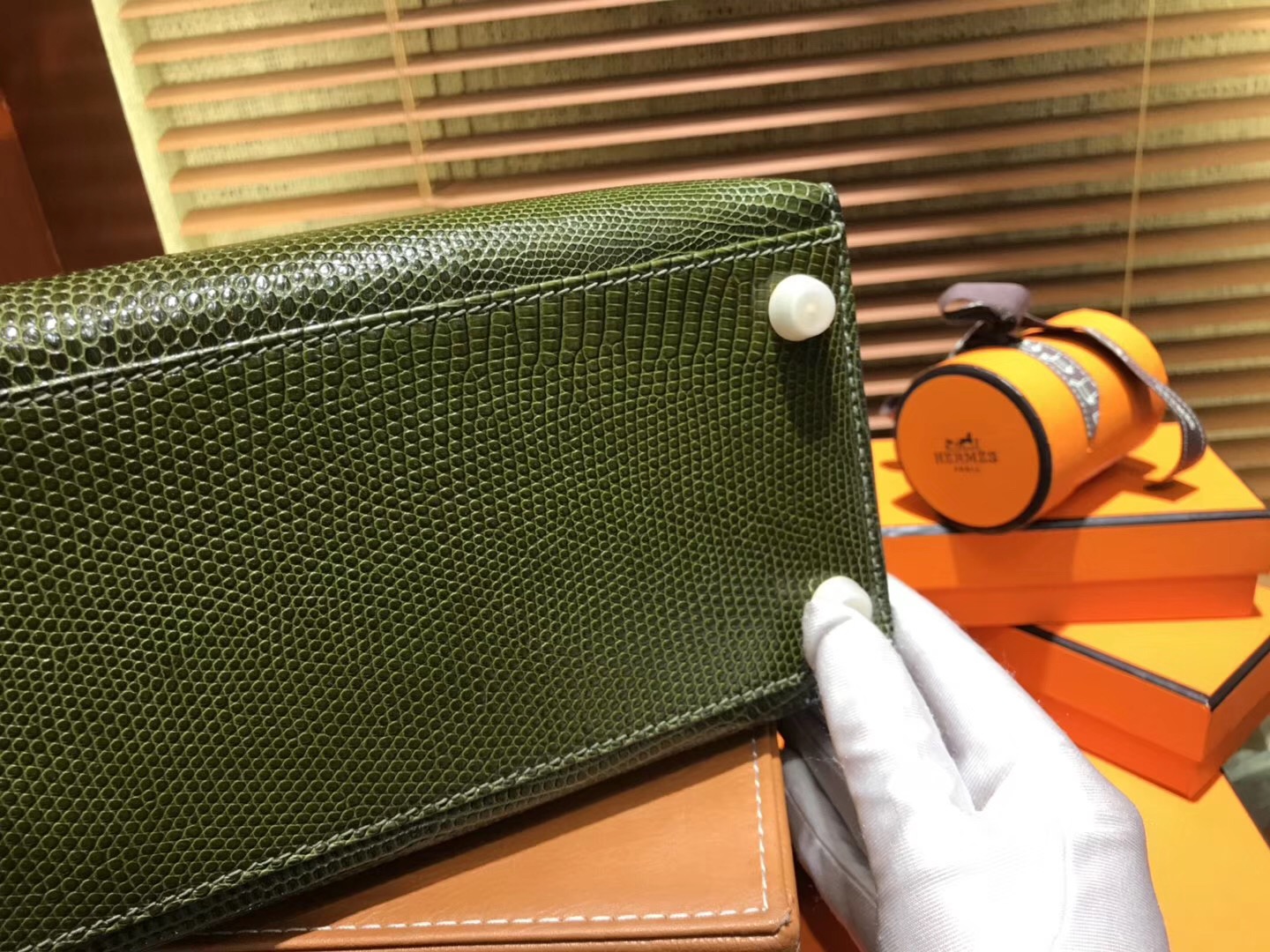Hermes Kelly 28CM 橄榄绿 蜥蜴皮 全手工缝制 手提包