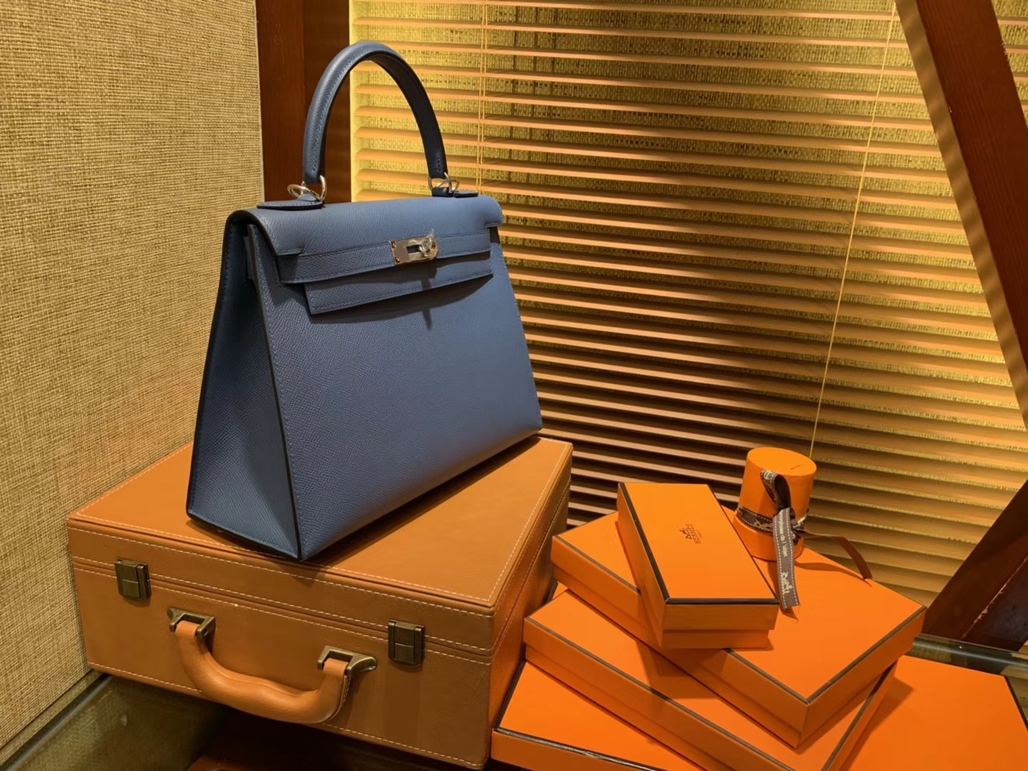 Hermès（爱马仕）Kelly 28(凯莉包) 玛瑙蓝 德国进口 掌纹牛皮 原版蜜蜡线 全手工缝制