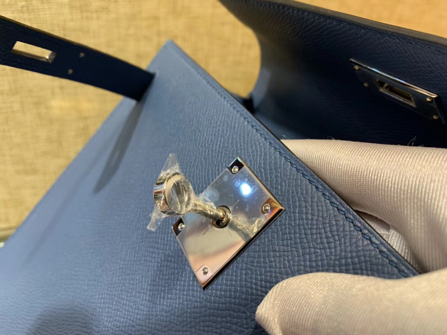 Hermès（爱马仕）Kelly 28(凯莉包) 玛瑙蓝 德国进口 掌纹牛皮 原版蜜蜡线 全手工缝制