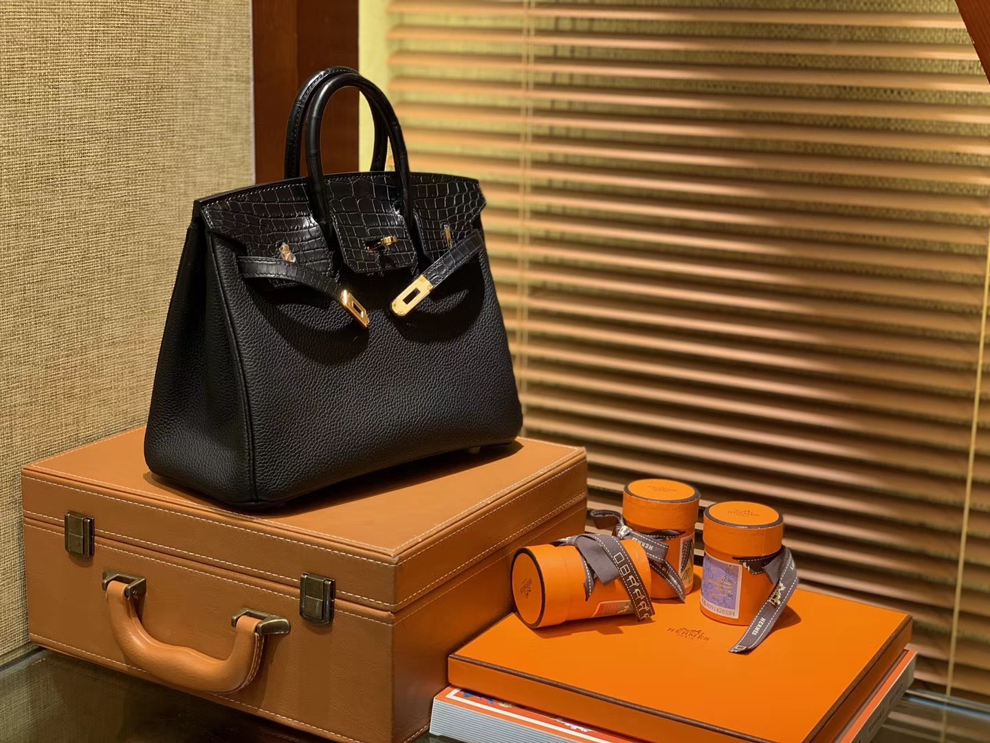 Hermès（爱马仕）Birkin 25cm ( 铂金包) Togo小牛皮 拼鳄鱼皮 经典黑 原版蜜蜡线 全手工缝制