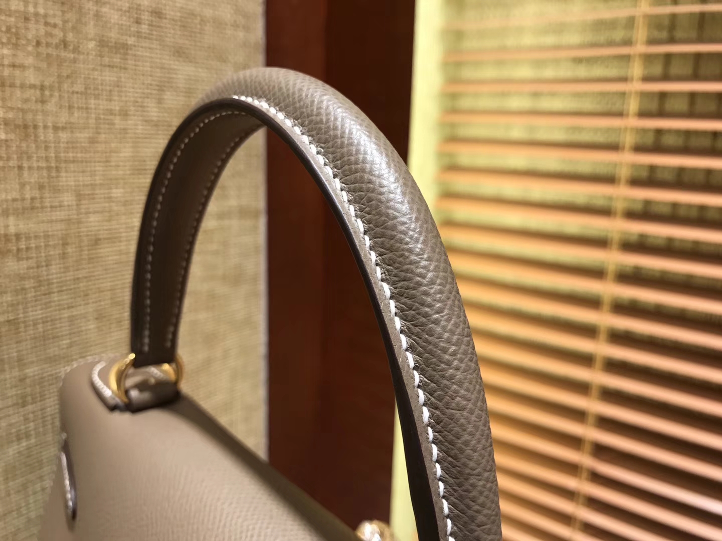 Hermès（爱马仕）Kelly 28(凯莉包) 大象灰 德国进口 掌纹牛皮 原版蜜蜡线 全手工缝制