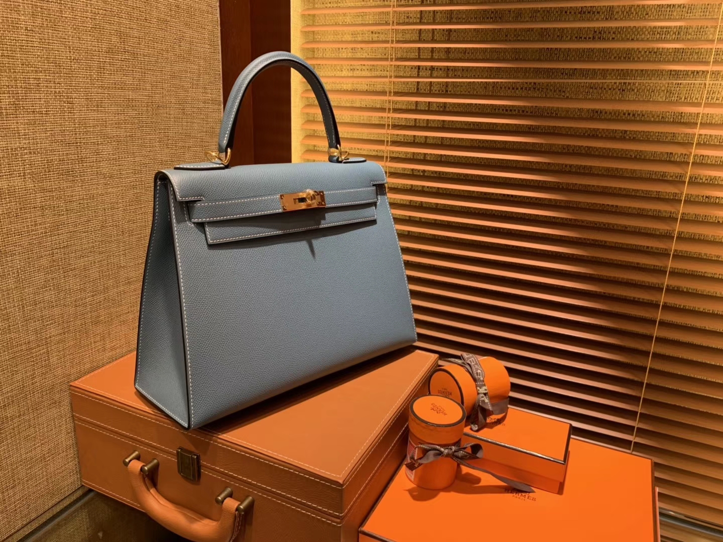 Hermès（爱马仕）Kelly 28(凯莉包) 牛仔蓝 德国进口 掌纹牛皮 原版蜜蜡线 全手工缝制