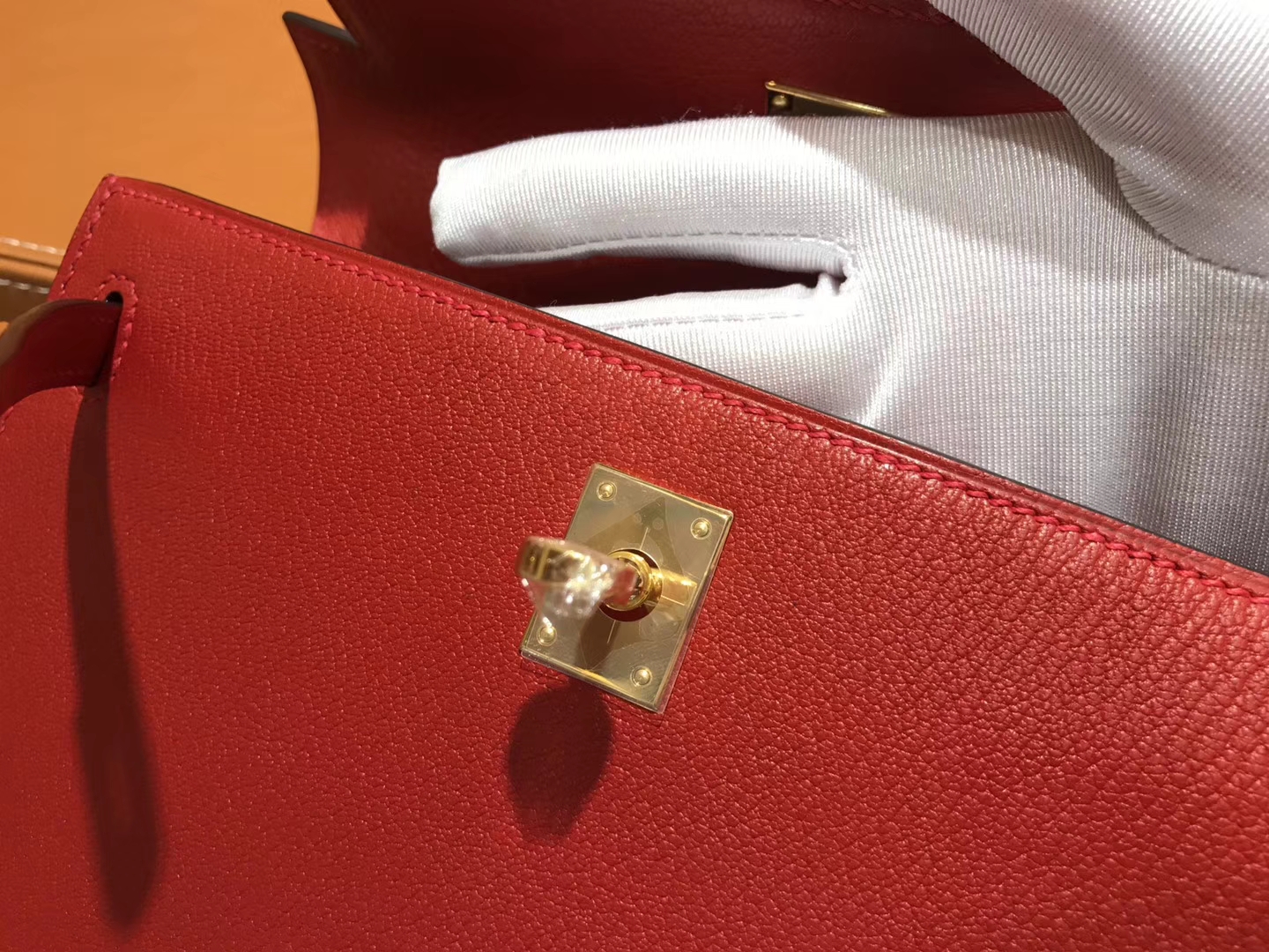 Hermès（爱马仕）Kelly 25(凯莉包) 蕃茄红 德国进口 掌纹牛皮 原版蜜蜡线 全手工缝制