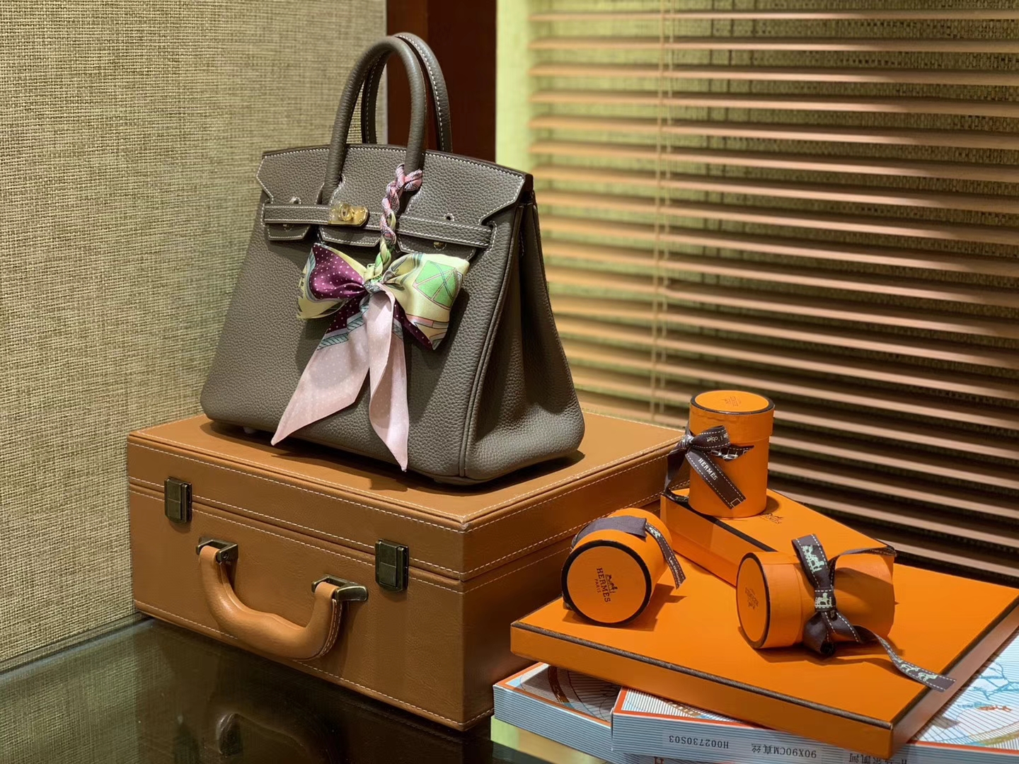 Hermès（爱马仕）Birkin 25cm ( 铂金包) Togo小牛皮 大象灰 原版蜜蜡线 全手工缝制