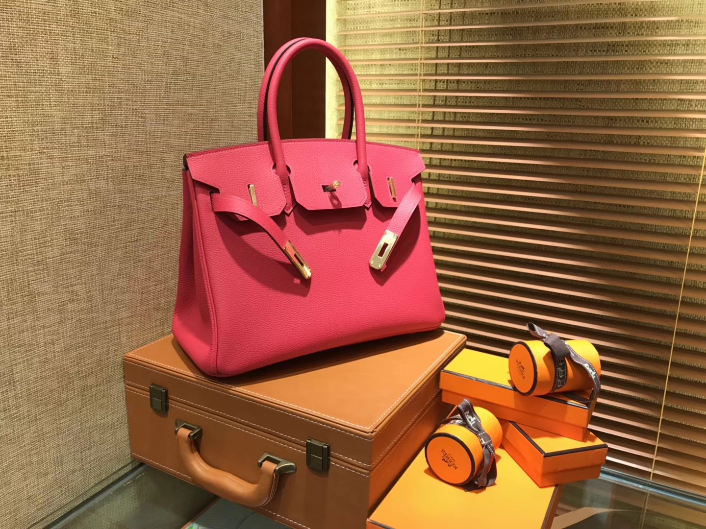 Hermès（爱马仕）Birkin 30cm ( 铂金包) Togo小牛皮 极致粉 原版蜜蜡线 全手工缝制
