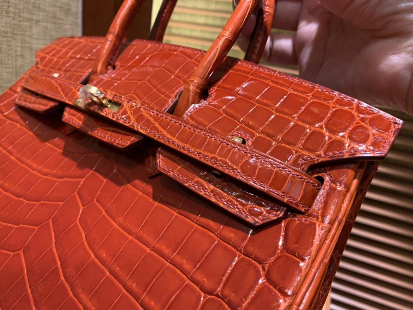 Hermès（爱马仕）Birkin铂金包 复古红一级皮 尼罗鳄鱼 进口原料 顶级手缝工艺 25cm