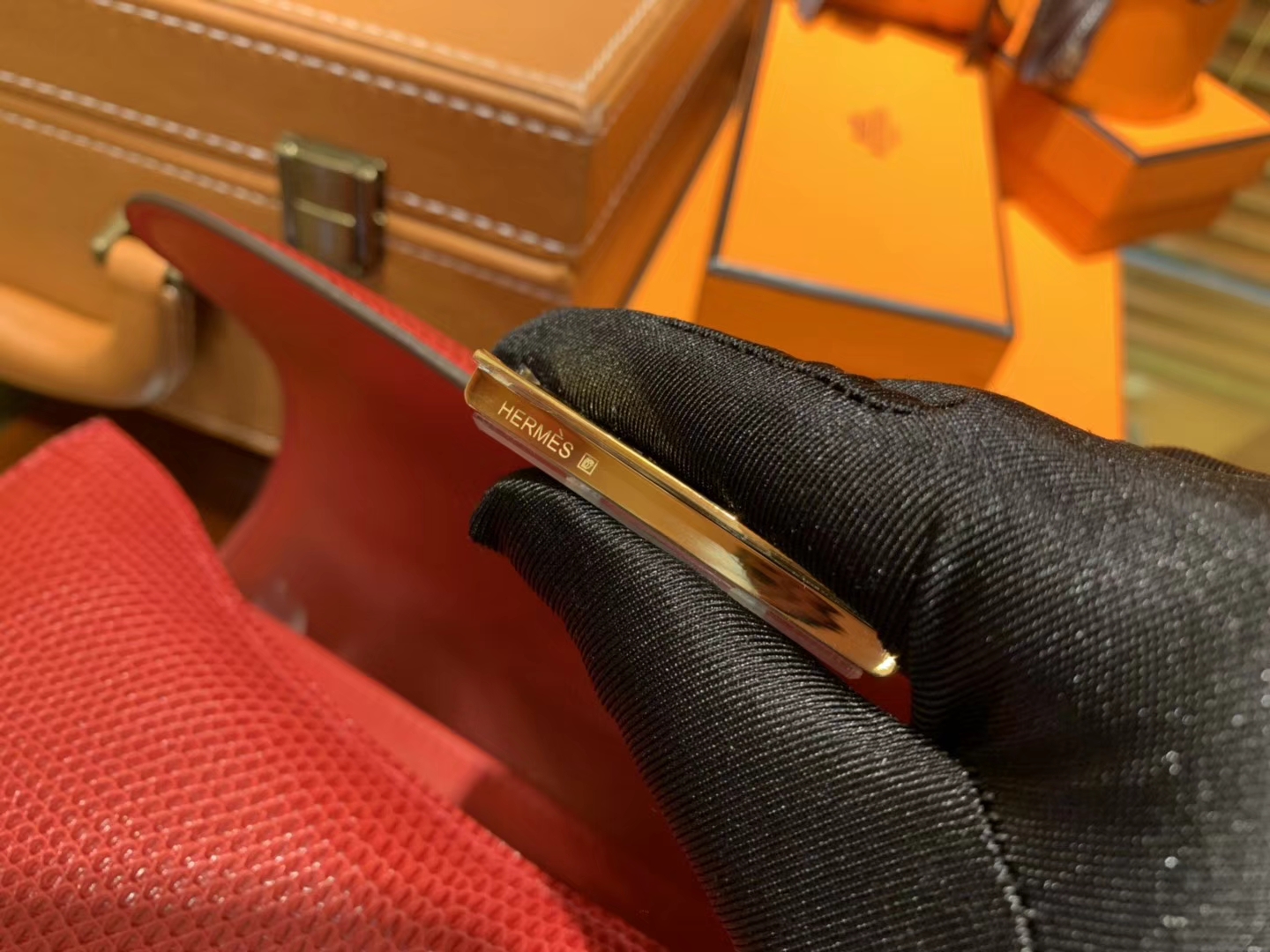 Hermès（爱马仕）Constance 23cm 番茄红 蜥蜴皮 顶级手缝工艺 金扣
