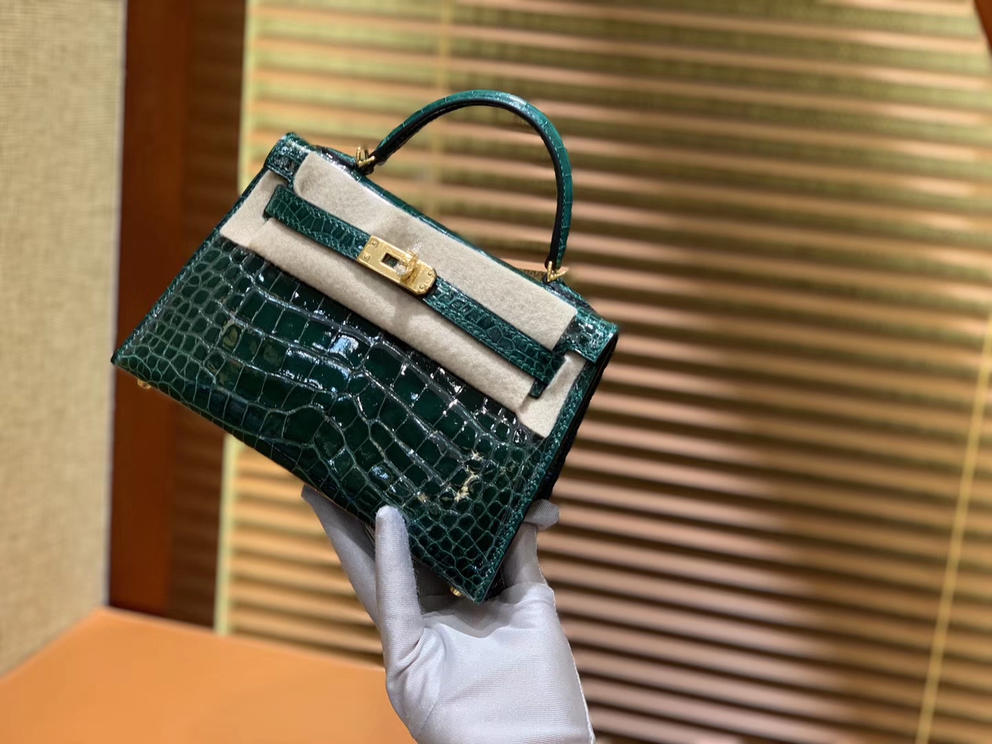 Hermès（爱马仕）迷你2代 19cm 祖母绿 一级美洲 鳄鱼皮 顶级手工 金扣