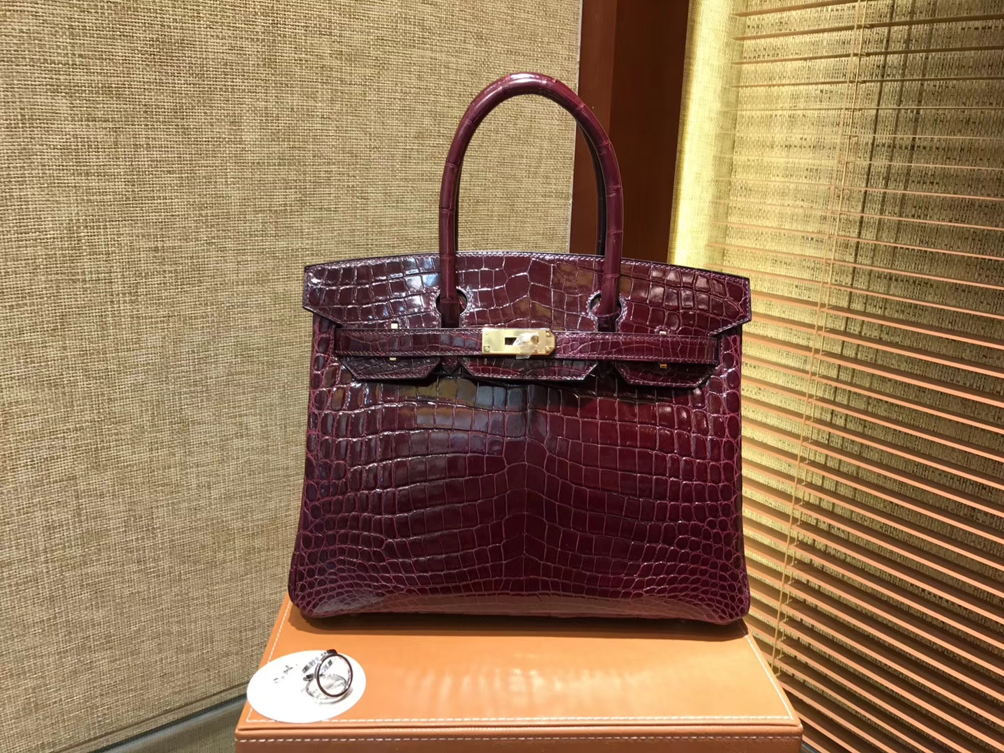 Hermès（爱马仕）Birkin铂金包 波尔多酒红 一级皮 尼罗鳄鱼 进口原料 顶级手缝工艺 30cm