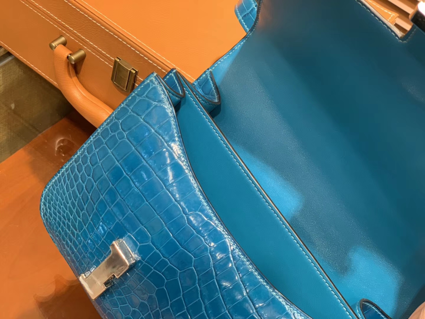 Hermès（爱马仕）Constance 23cm 伊滋密尔蓝 一级尼罗鳄鱼皮 顶级手缝工艺 金扣