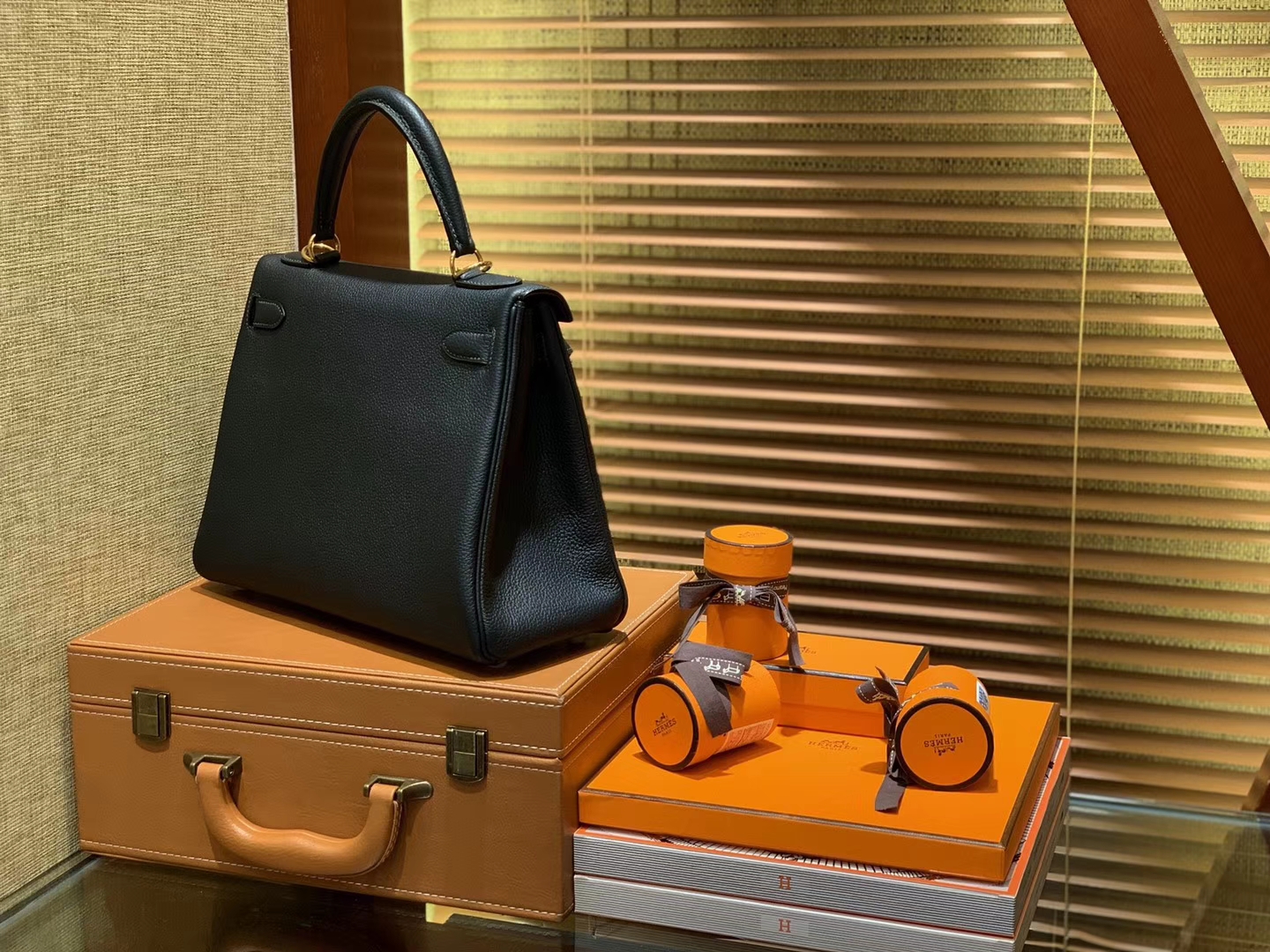 Hermès（爱马仕）Kelly凯莉包 togo小牛皮 松柏绿 进口原料 原版蜜蜡线 金扣 28cm