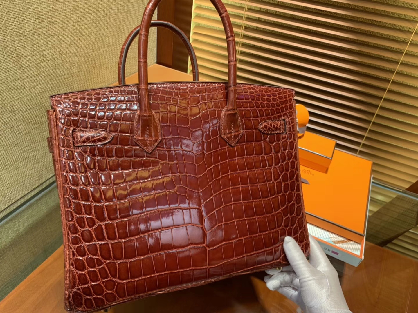 Hermès（爱马仕）Birkin铂金包 板栗棕 一级皮 尼罗鳄鱼 进口原料 顶级手缝工艺 30cm
