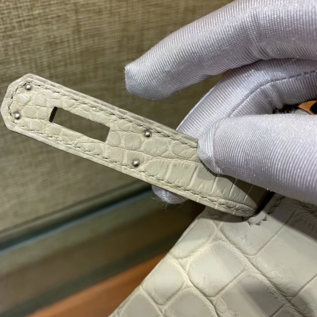 Hermès（爱马仕）Kelly 凯莉包 羊毛白 尼罗雾面 一级鳄鱼皮 顶级全手工缝制 银扣 28cm