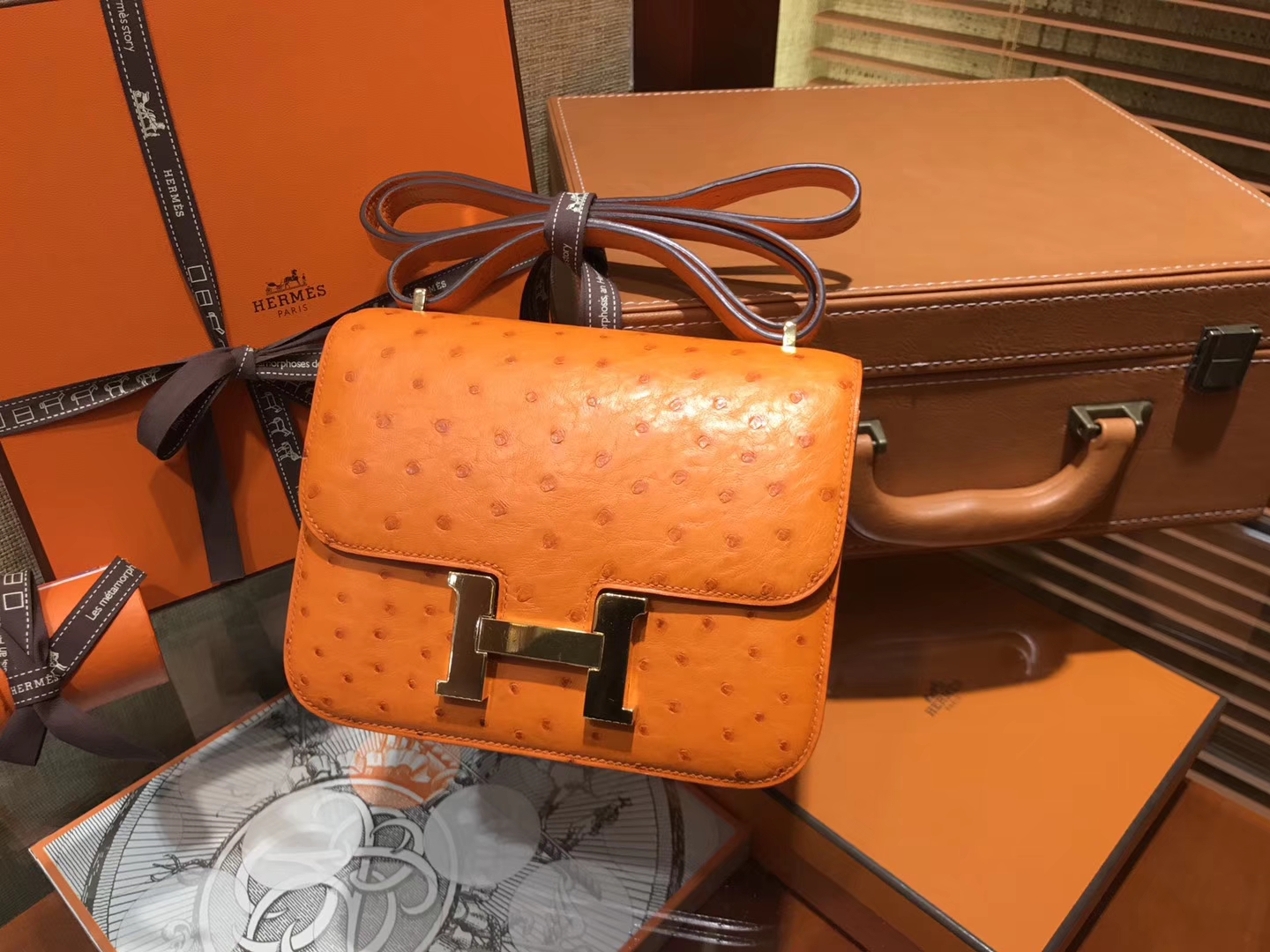 Hermès（爱马仕）Constance 18cm 经典橙 南非进口鸵鸟 KK级别 顶级全手工 金扣