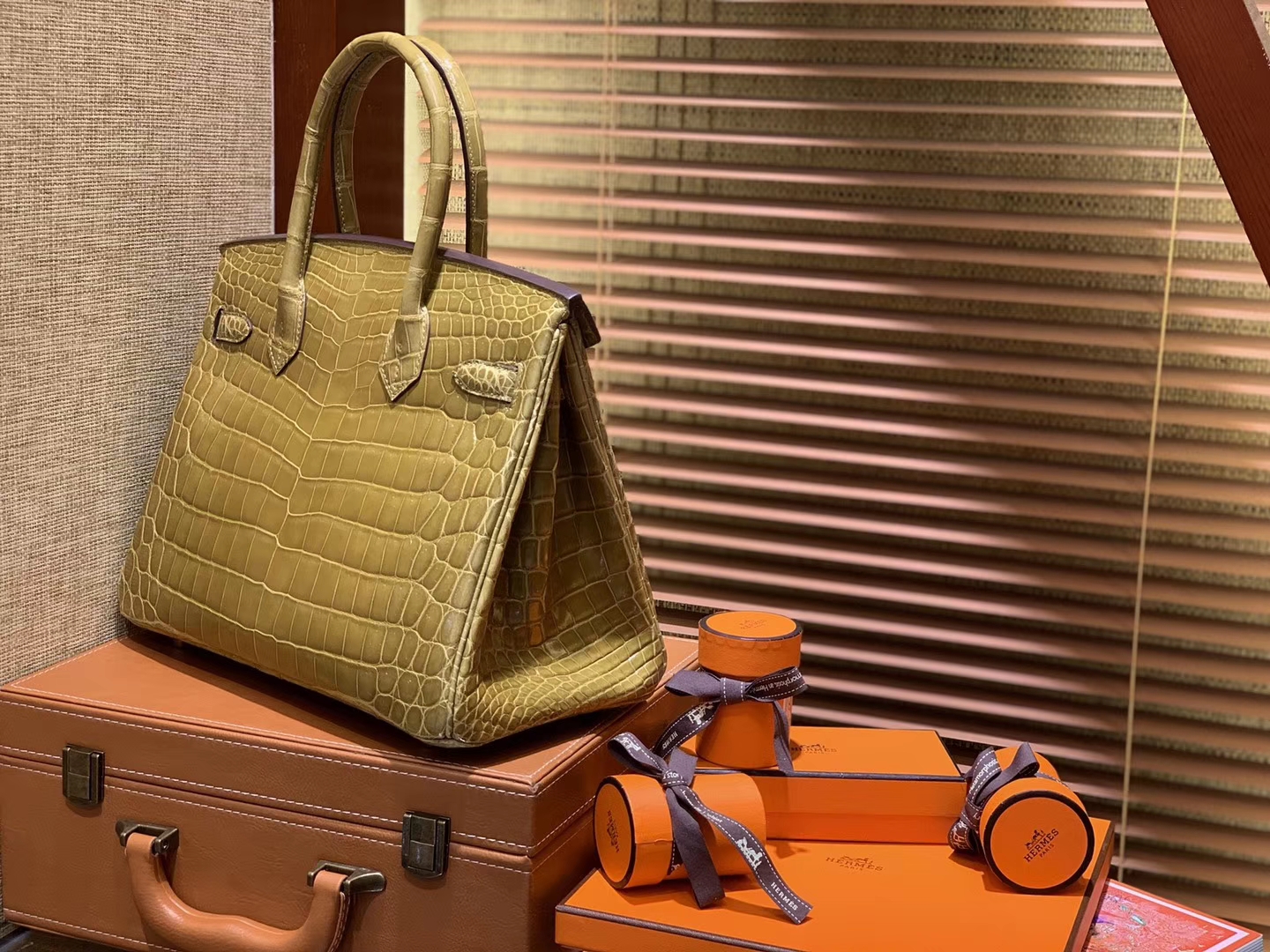 Hermès（爱马仕）Birkin铂金包 褐绿色 一级皮 尼罗鳄鱼 进口原料 顶级手缝工艺 30cm