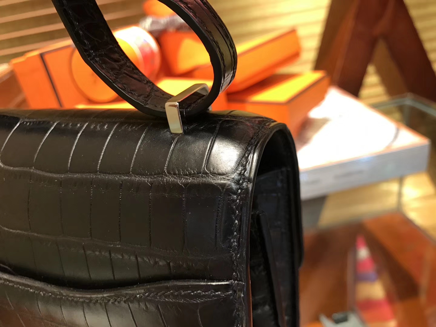 Hermès（爱马仕）Constance空姐包 黑珐琅扣 一级尼罗雾面 鳄鱼皮 顶级手工 18cm