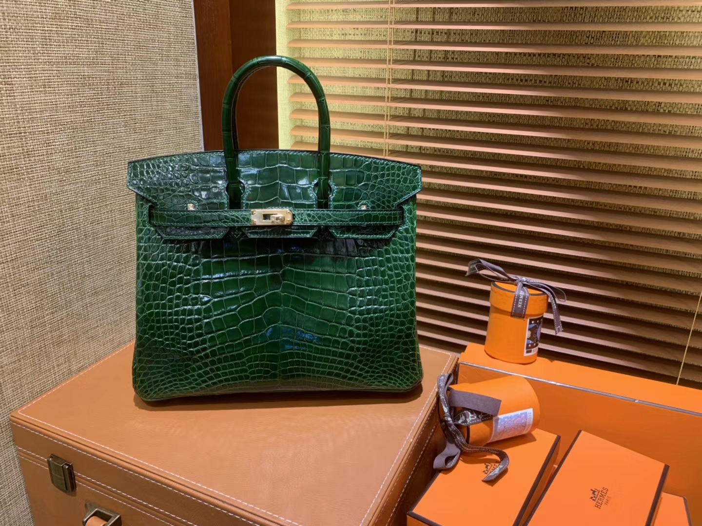 Hermès（爱马仕）Birkin铂金包 祖母绿 一级皮 美洲鳄鱼 进口原料 顶级手缝工艺 25cm