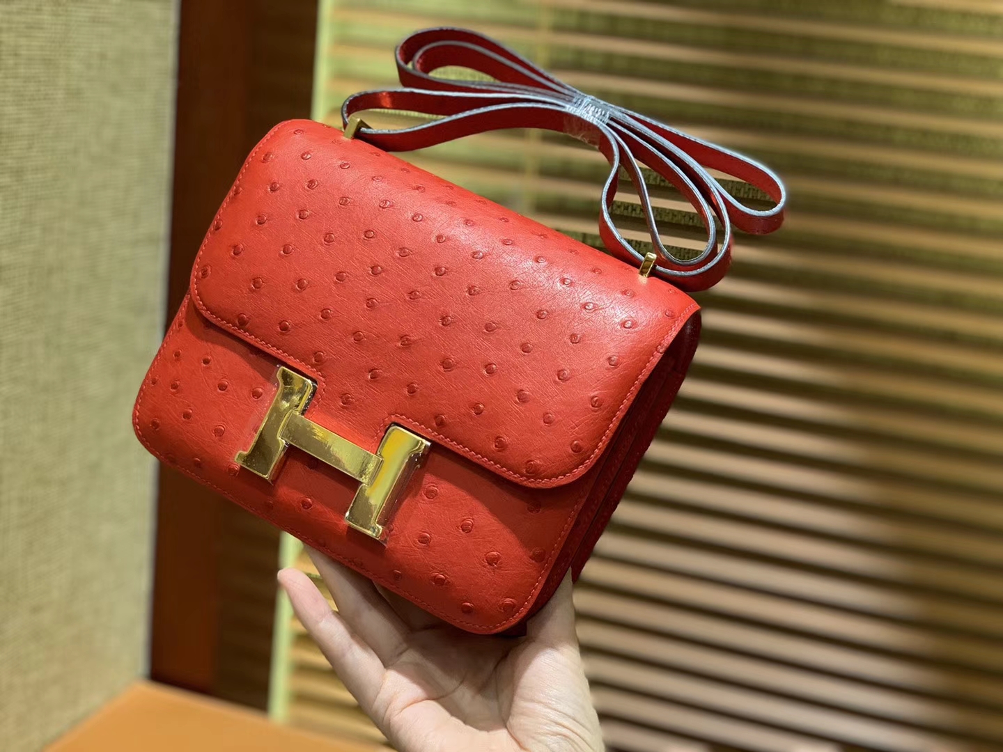 Hermès（爱马仕）Constance空姐包 新颜色 爱心红 鸵鸟皮 顶级全手工缝制 18cm