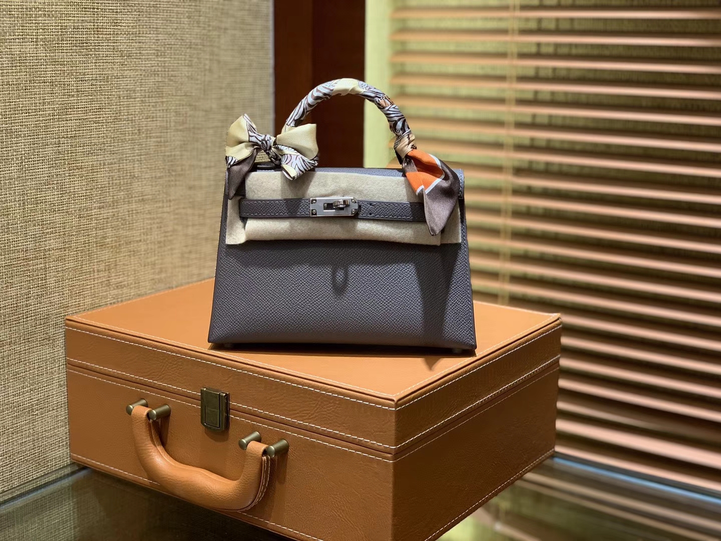 Hermès（爱马仕）MiniKelly 迷你凯莉 锡器灰 德国掌纹牛皮 原版蜜蜡 全手工缝制 2代 19cm