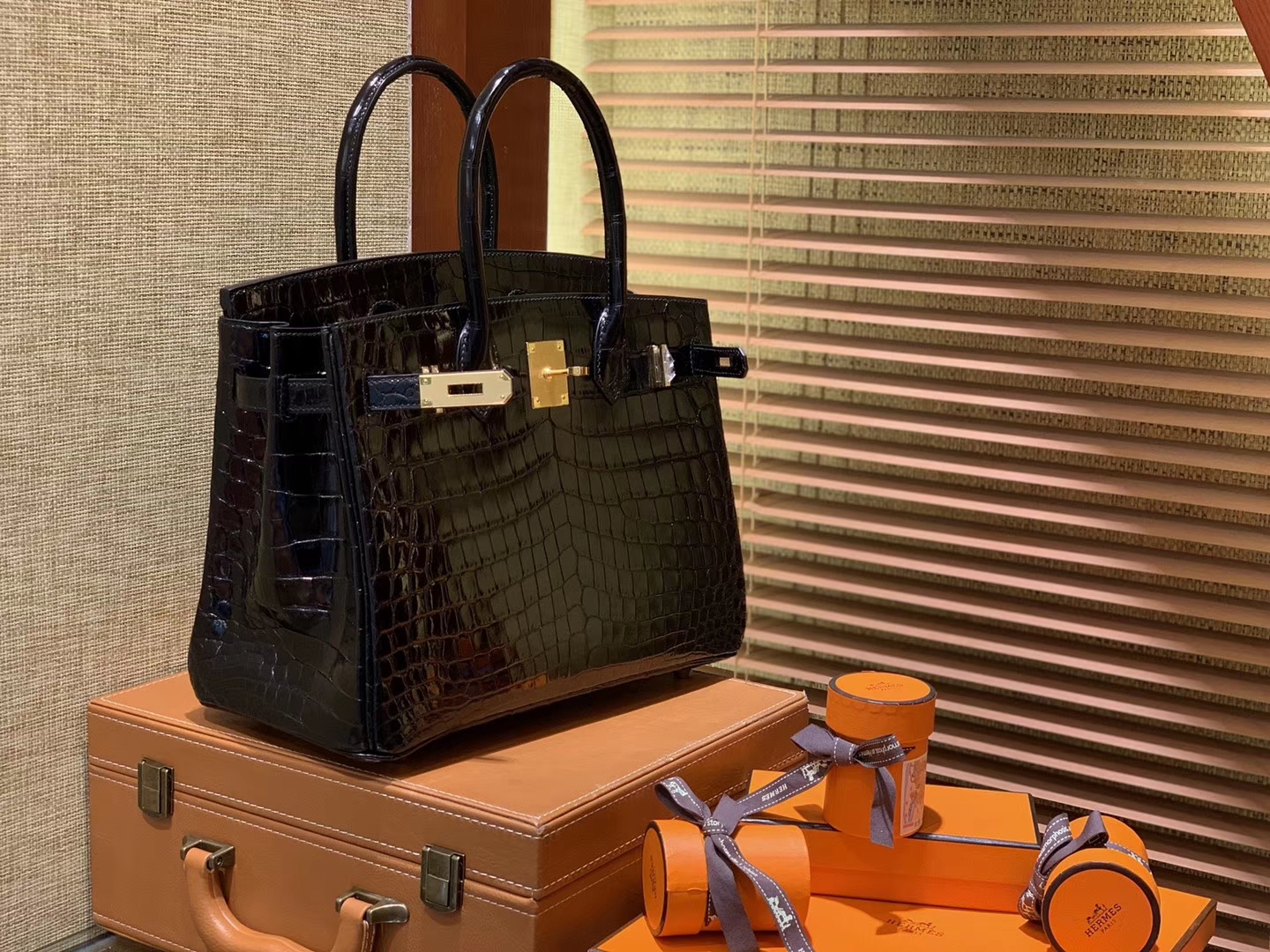 Hermès（爱马仕）Birkin铂金包 经典黑 一级皮 尼罗鳄鱼 进口原料 顶级手缝工艺 30cm