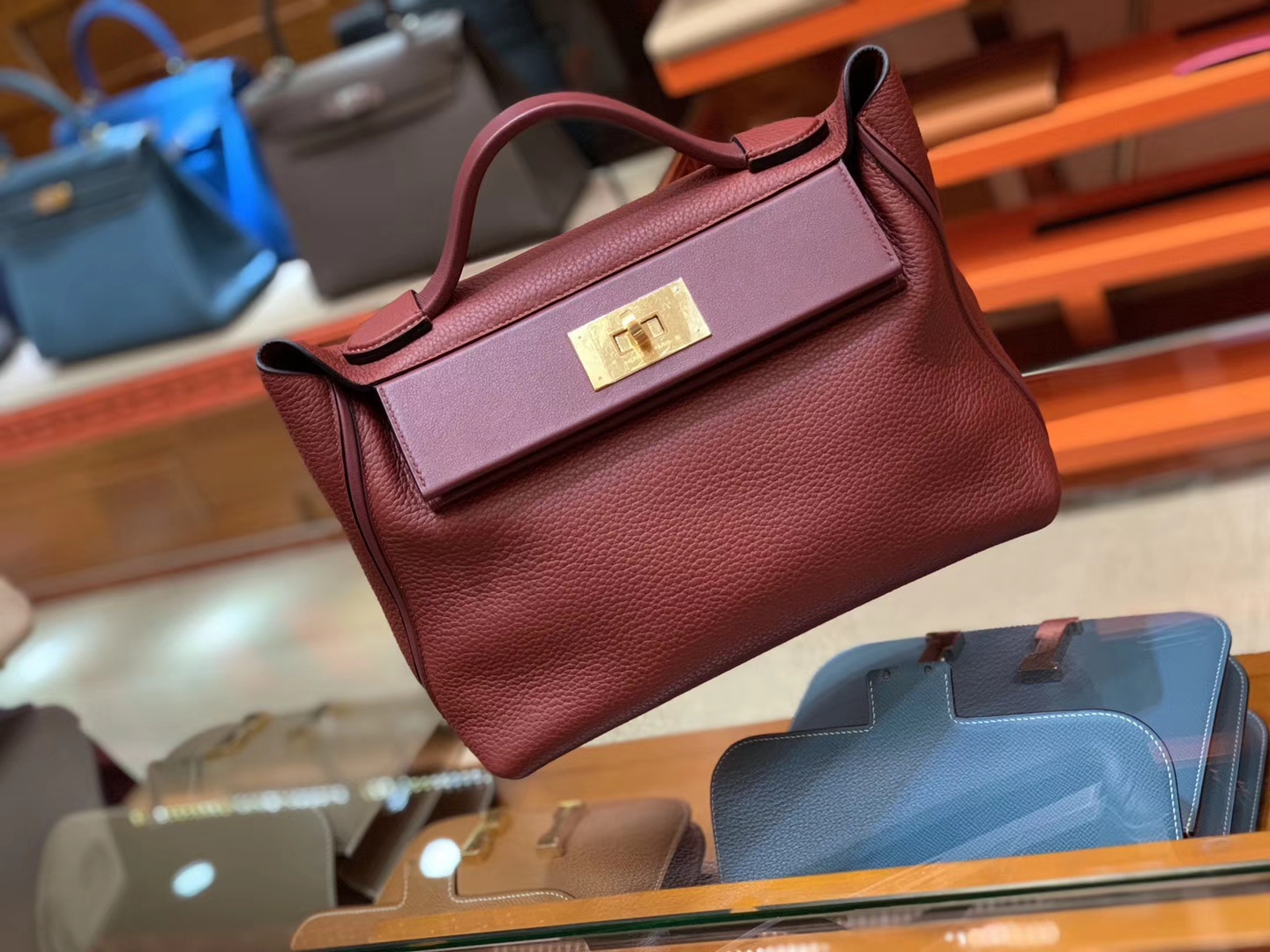 Hermès（爱马仕）Kelly-2424 酒红色 原厂御用顶级小牛皮拼Swift皮 togo 金扣 29cm