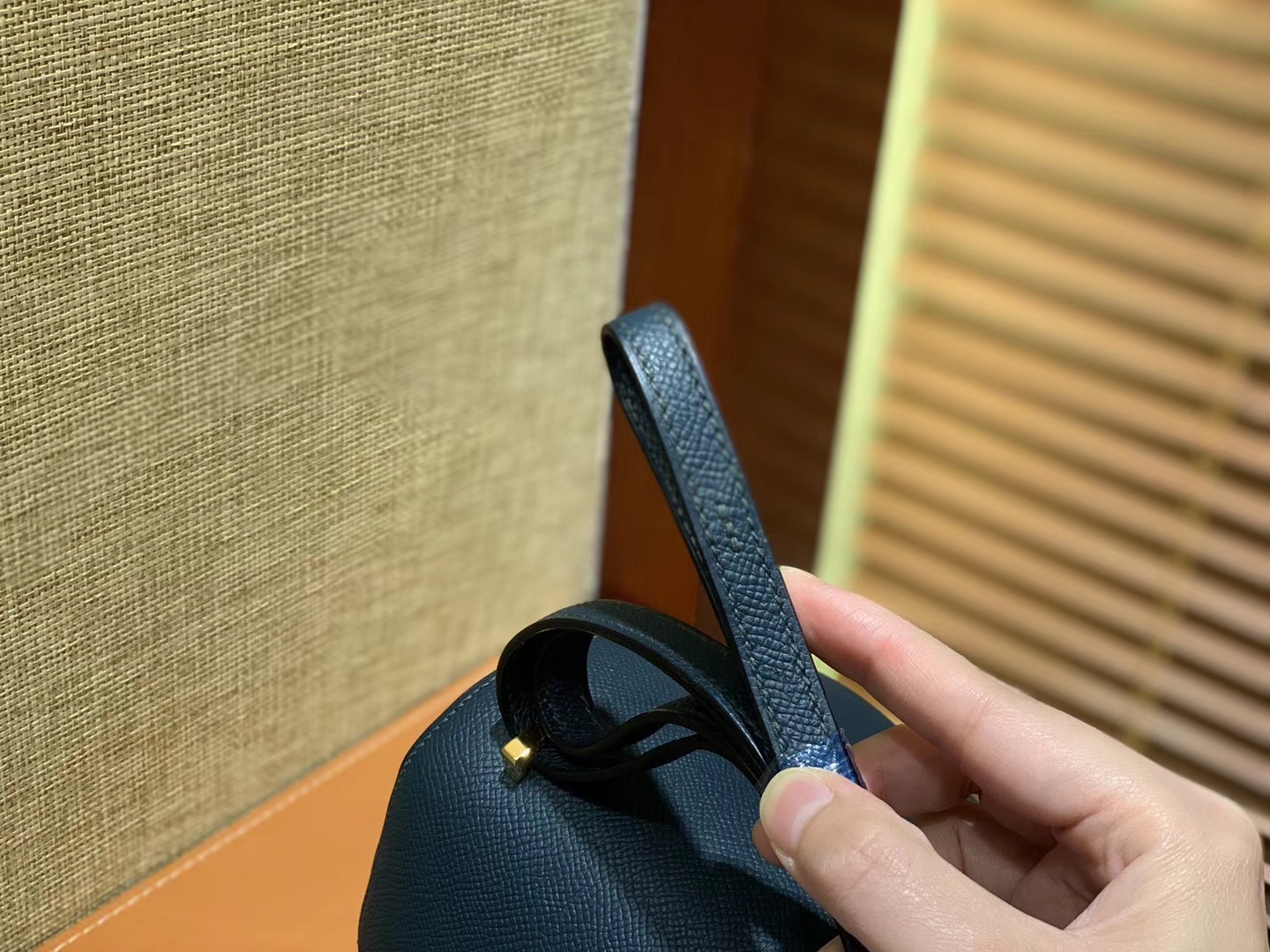 Hermès（爱马仕）Constance空姐包 新色 松柏绿 顶级全手工缝制 金扣 18cm
