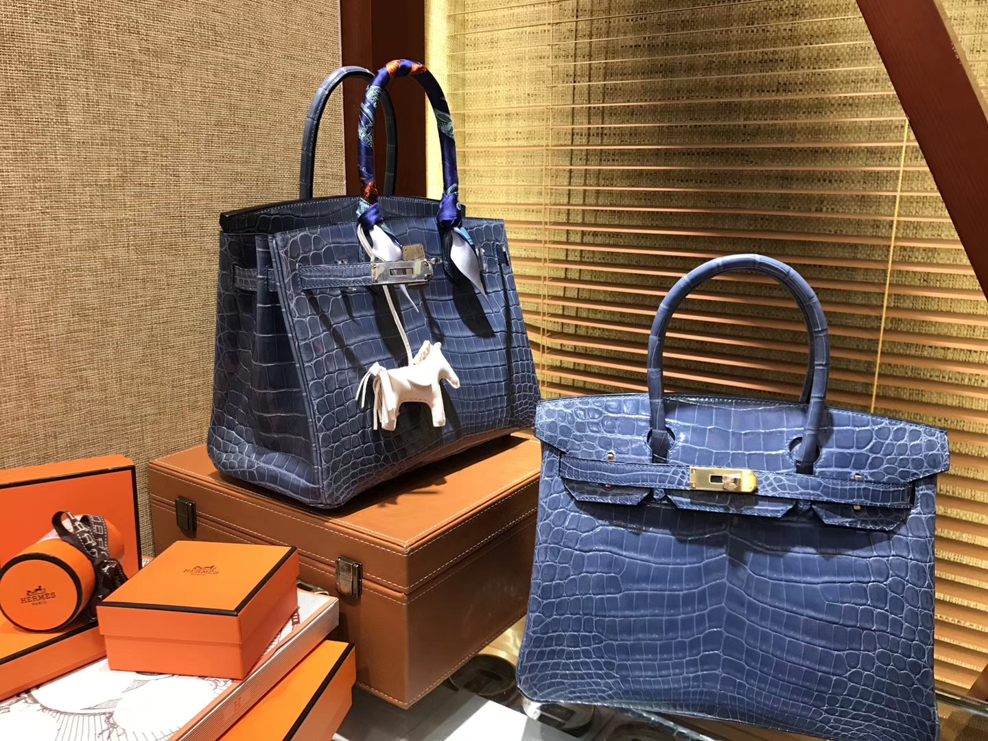 Hermès（爱马仕）Birkin 牛仔蓝 一级尼罗鳄鱼皮 顶级工艺全手工制作 30cm