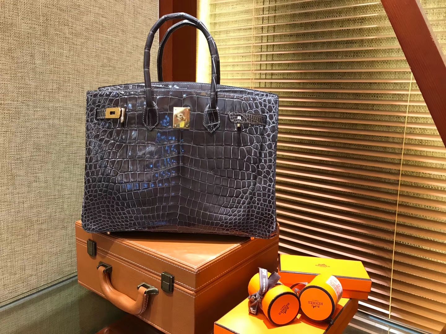 Hermès（爱马仕）Birkin铂金包 锡器灰 一级皮 尼罗鳄鱼 进口原料 顶级手缝工艺 金扣 35cm