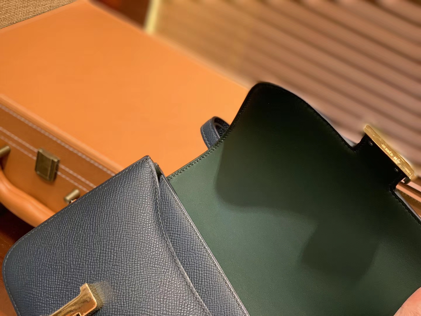Hermès（爱马仕）Constance空姐包 新色 松柏绿 顶级全手工缝制 金扣 18cm