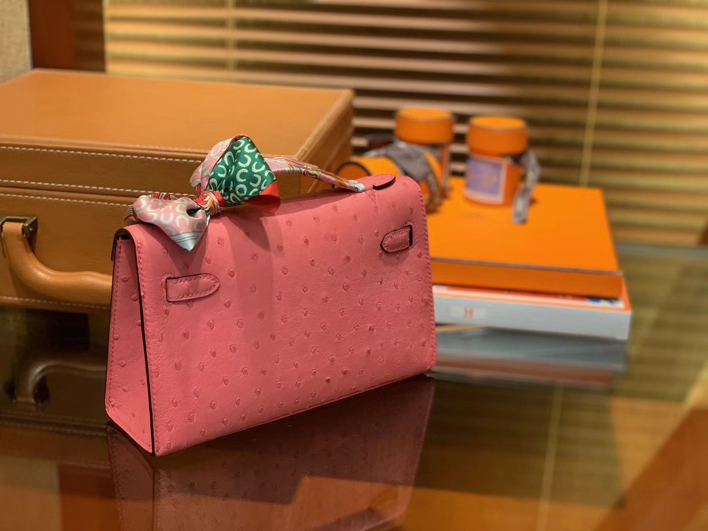 Hermès（爱马仕）MiniKelly 迷你凯莉 粉色 进口鸵鸟皮 顶级手缝工艺 金扣 22cm