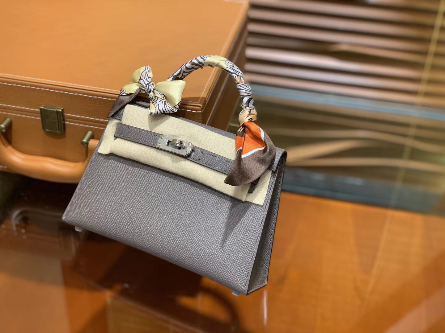 Hermès（爱马仕）MiniKelly 迷你凯莉 锡器灰 德国掌纹牛皮 原版蜜蜡 全手工缝制 2代 19cm