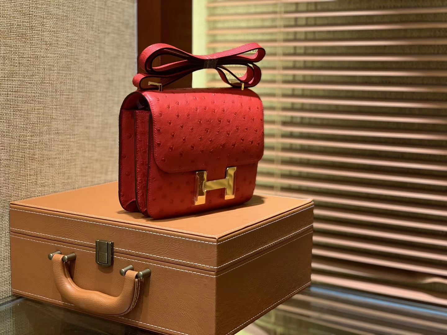 Hermès（爱马仕）Constance空姐包 新颜色 爱心红 鸵鸟皮 顶级全手工缝制 18cm