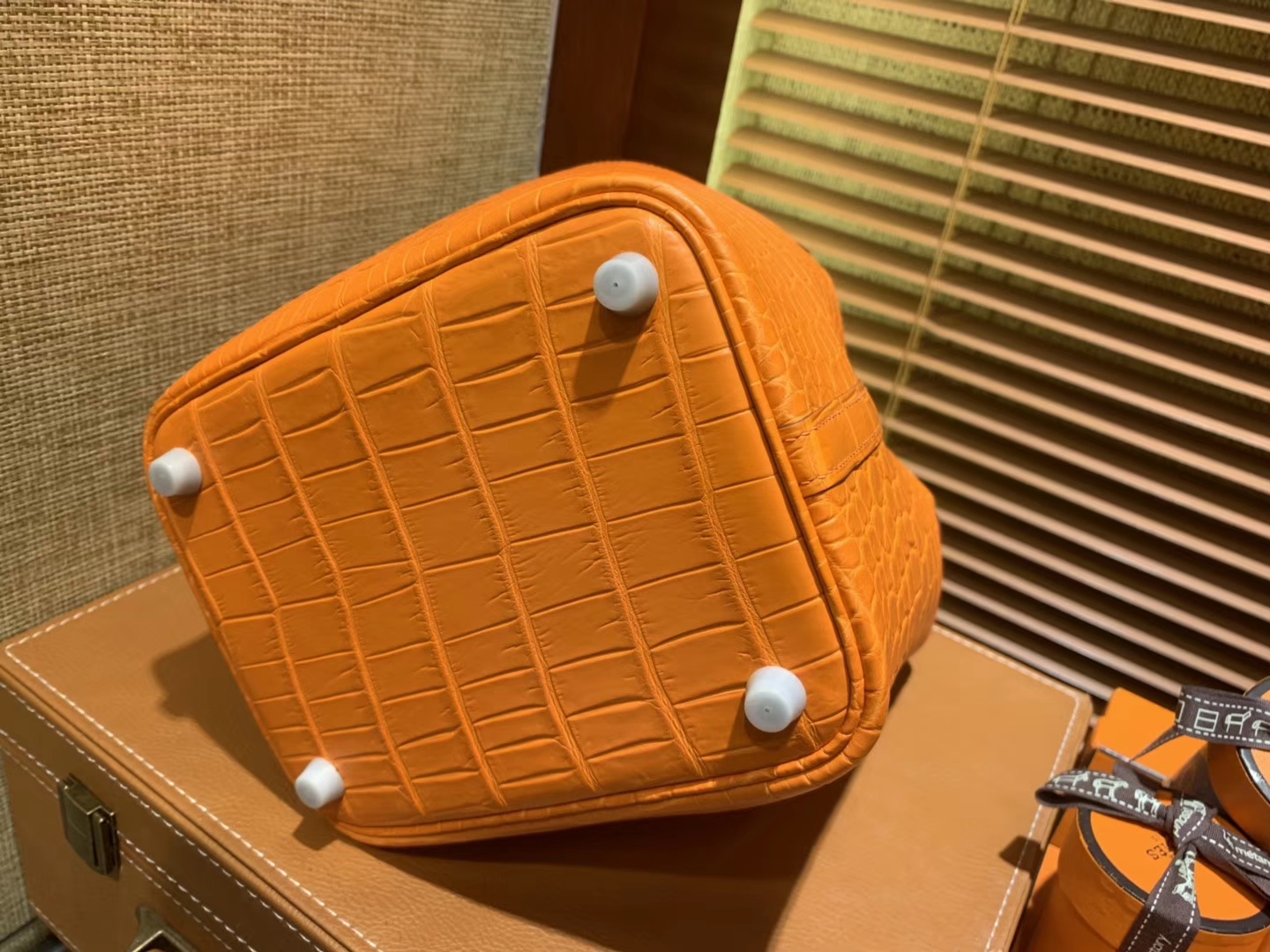 Hermès（爱马仕）Picotin 菜篮子 鳄鱼皮 经典橙 全手工缝制 18cm