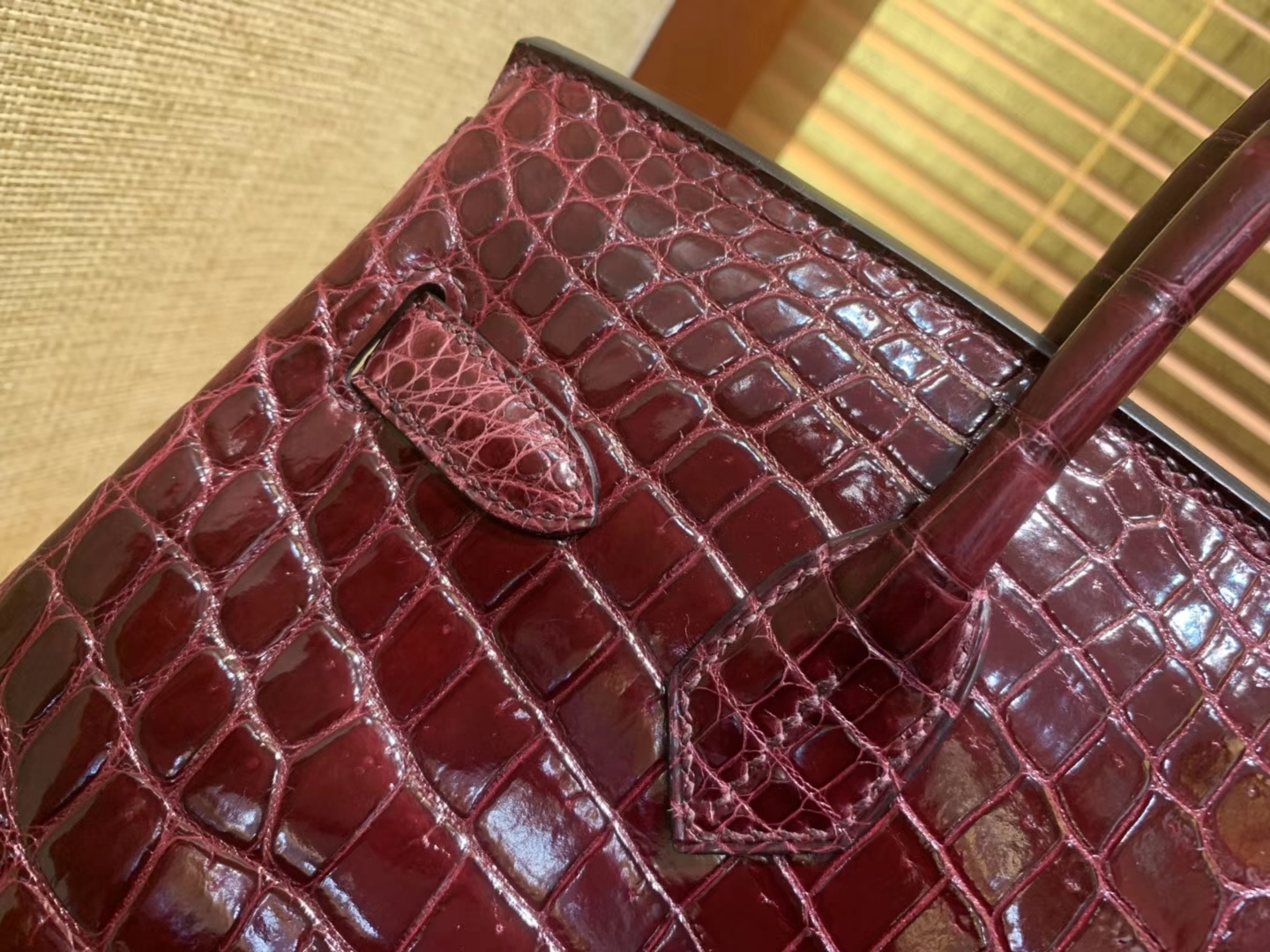 Hermès（爱马仕）Birkin铂金包 波尔多酒红 一级皮 尼罗鳄鱼 进口原料 顶级手缝工艺 30cm