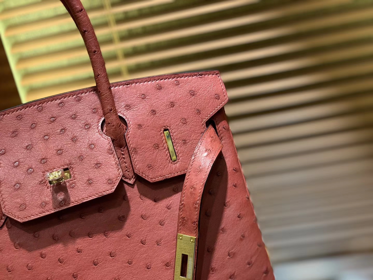 Hermès（爱马仕）Birkin 30cm 石榴红 南非进口鸵鸟皮 顶级手缝工艺 金扣
