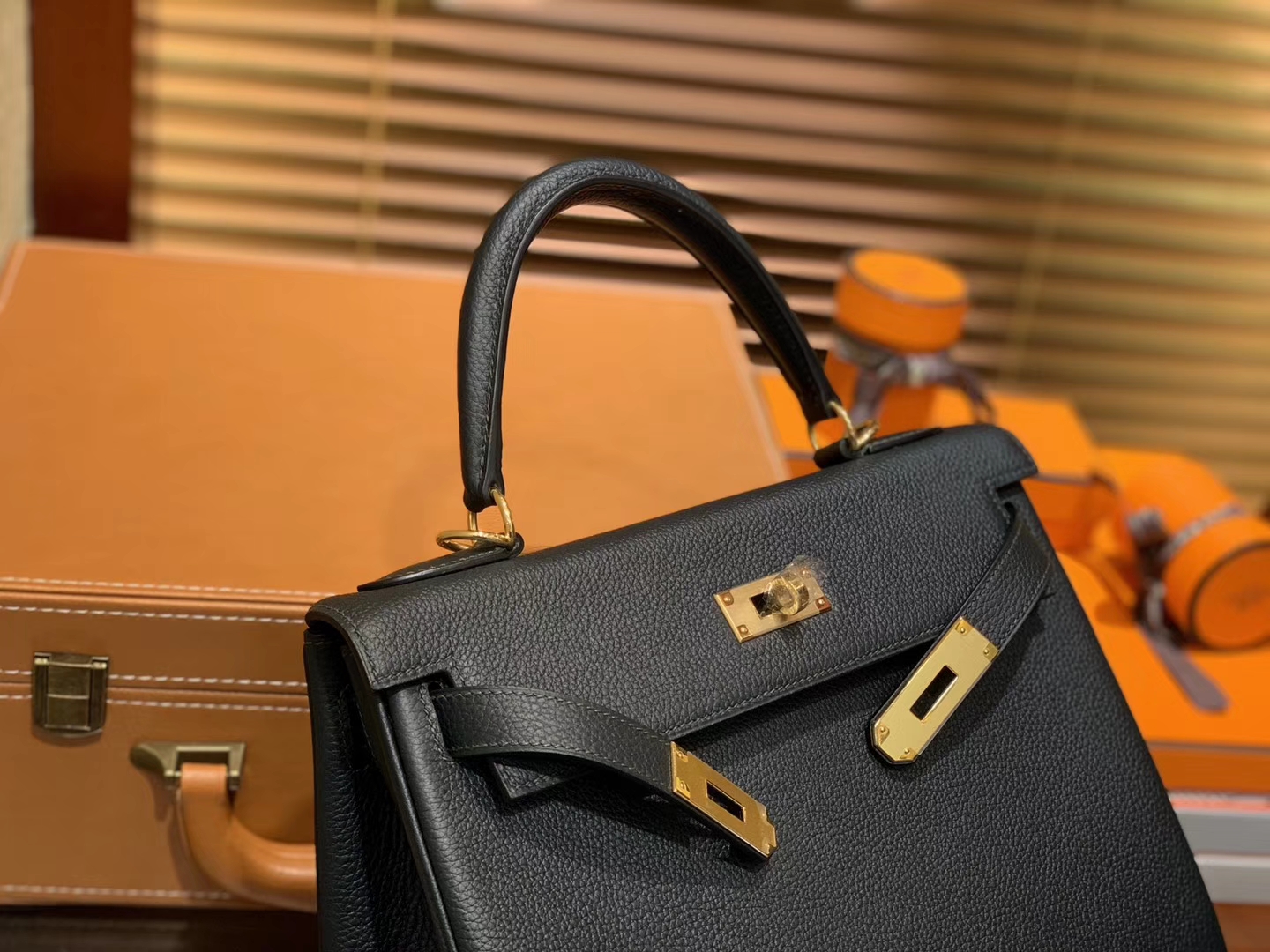 Hermès（爱马仕）Kelly凯莉包 togo小牛皮 松柏绿 进口原料 原版蜜蜡线 金扣 28cm