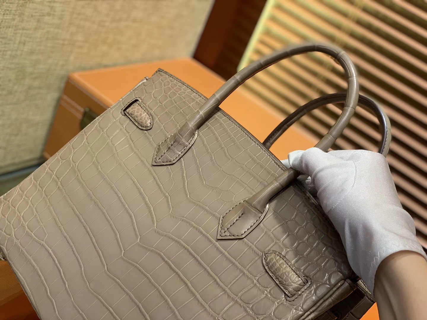 Hermès（爱马仕）Birkin铂金包 斑鸠灰 一级皮 雾面尼罗鳄鱼皮 进口原料 顶级手缝工艺 30cm