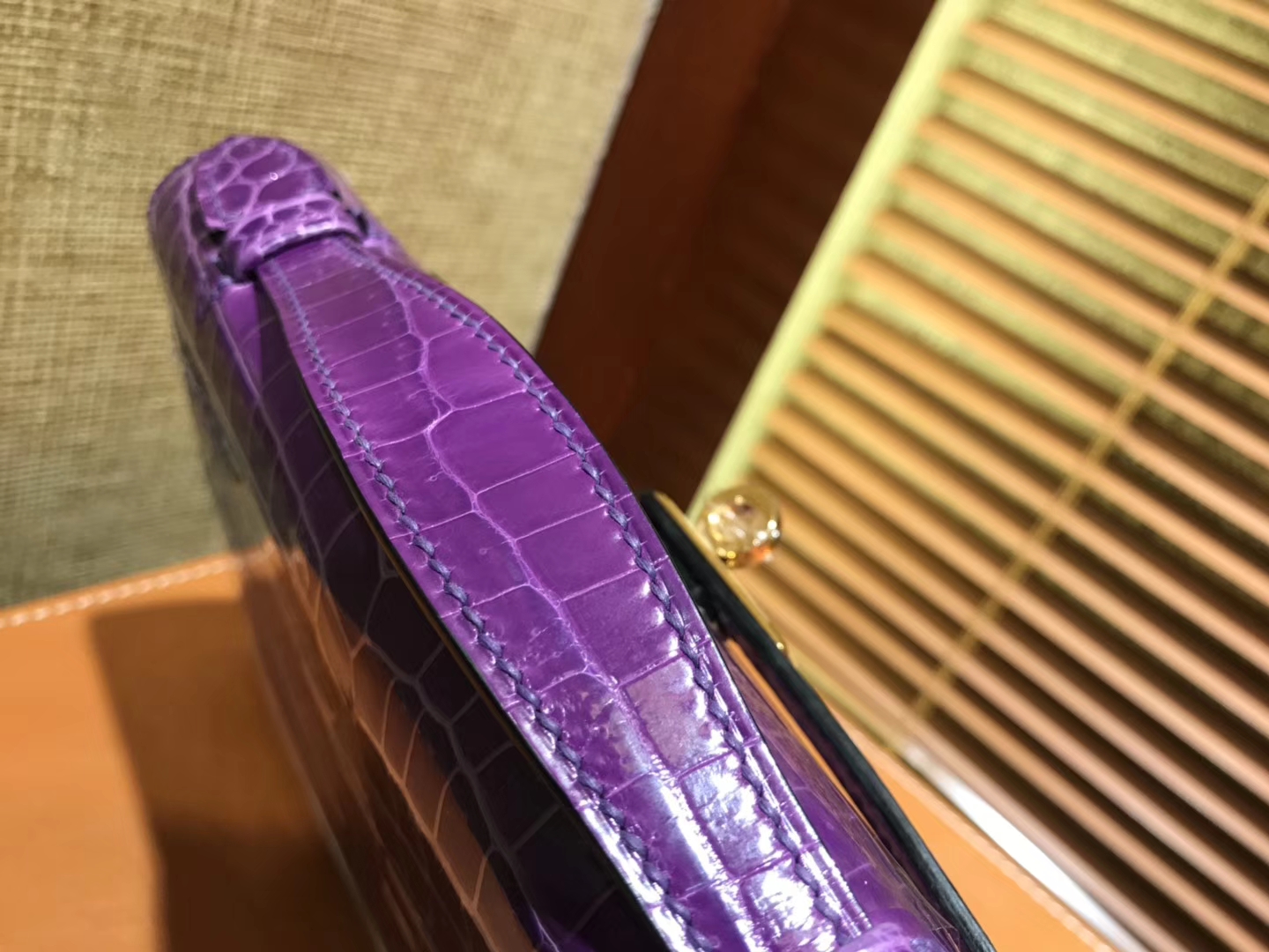 Hermès（爱马仕）MiniKelly 迷你凯莉 紫色 进口鳄鱼皮 顶级手缝工艺 金扣 22cm