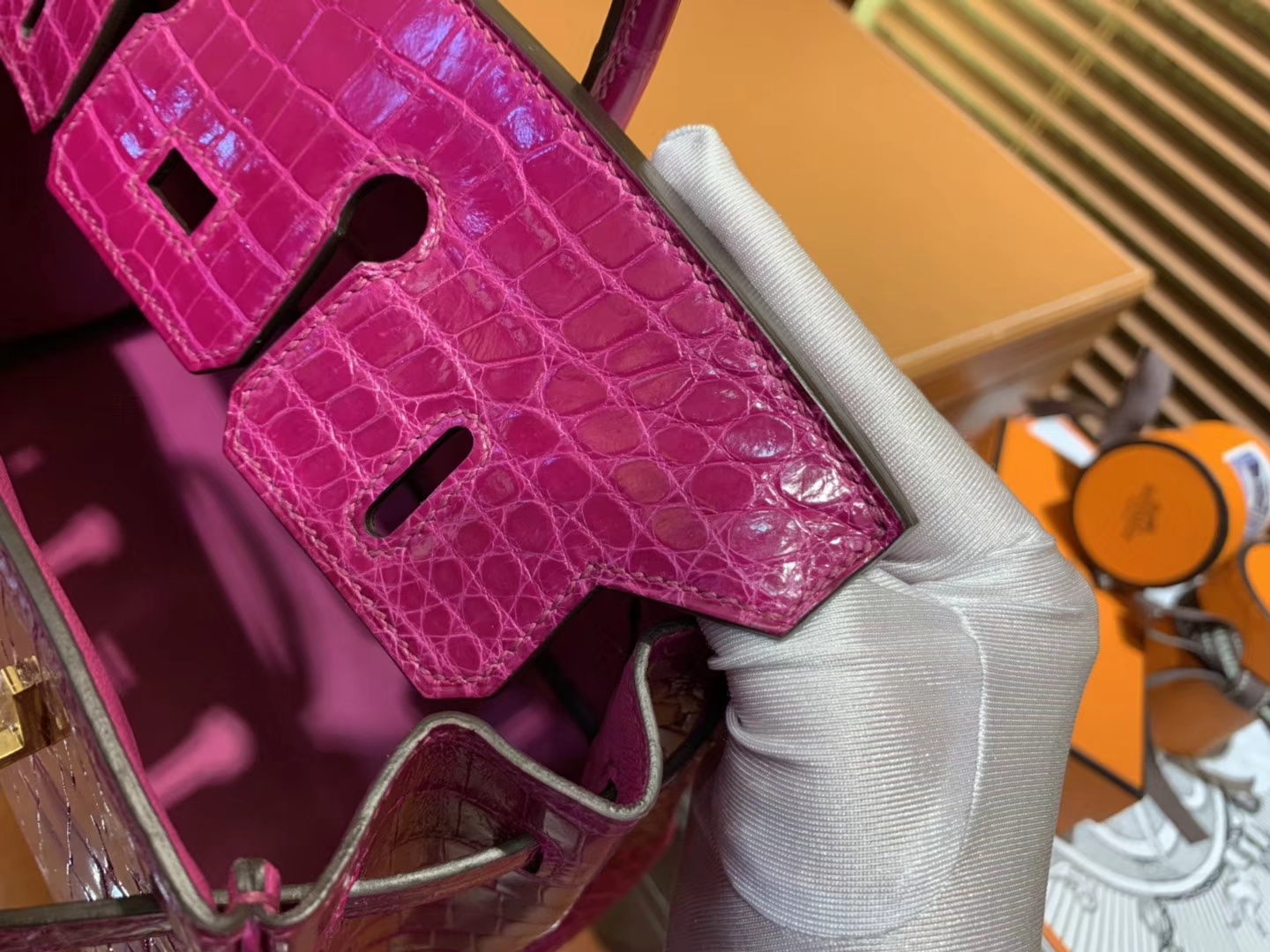 Hermès（爱马仕）Birkin铂金包 天方夜谭紫 一级皮 尼罗鳄鱼 进口原料 顶级手缝工艺 25cm