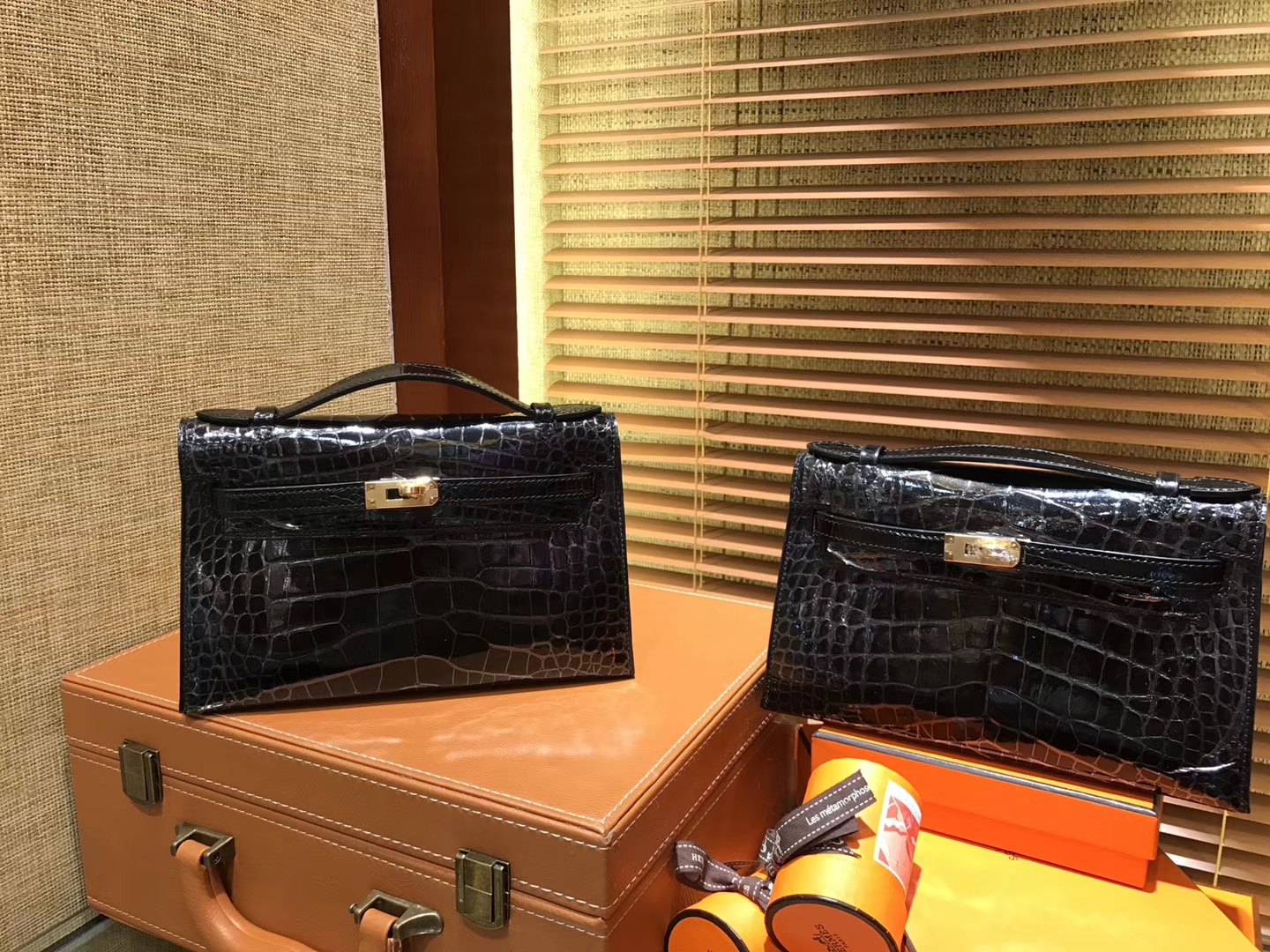 Hermès（爱马仕）MiniKelly 迷你凯莉 黑色 进口鳄鱼皮 顶级手缝工艺 金扣 22cm