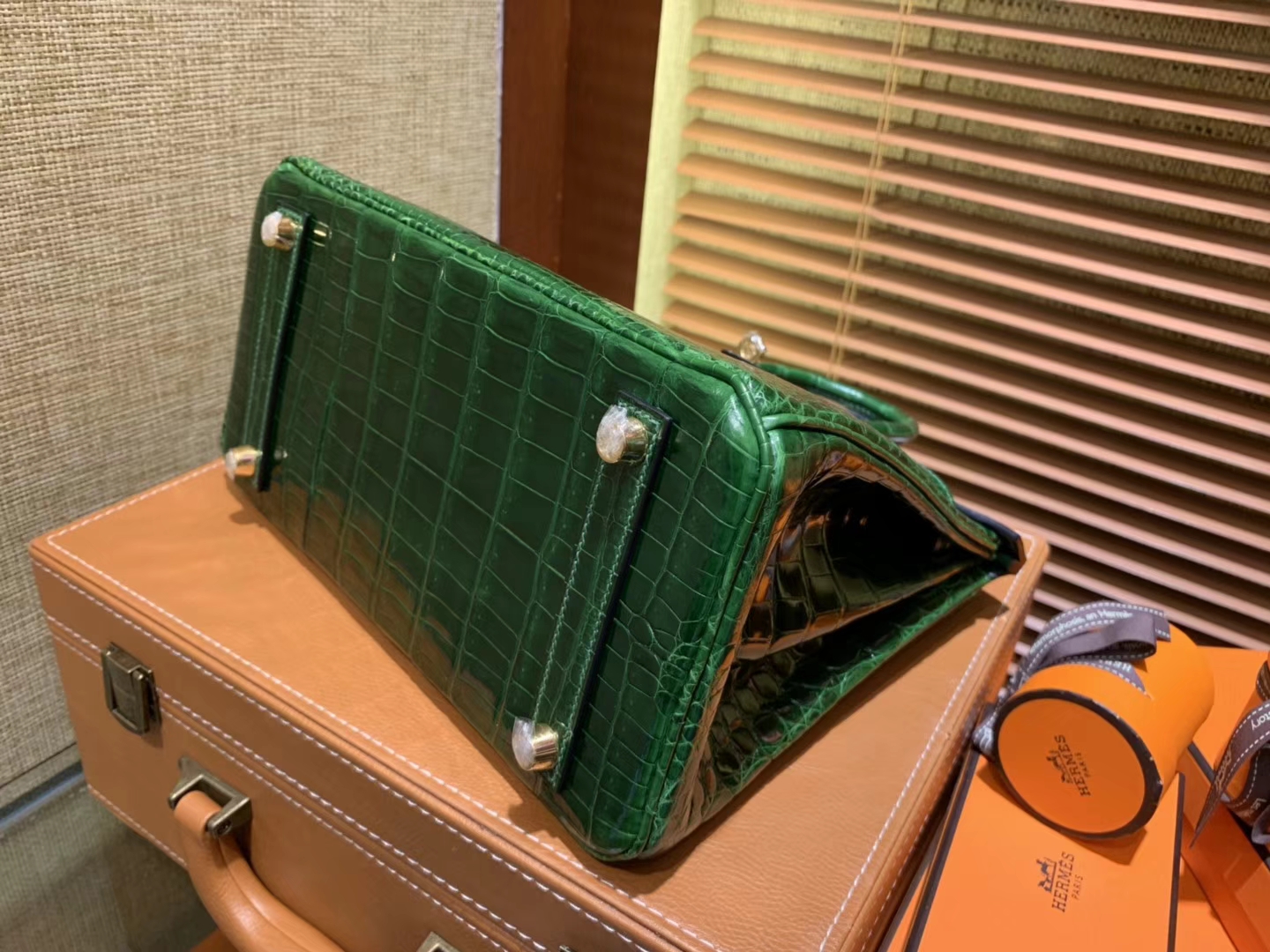 Hermès（爱马仕）Birkin铂金包 祖母绿一级皮 尼罗鳄鱼 进口原料 顶级手缝工艺 25cm