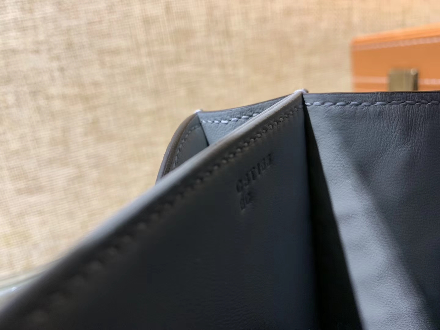 Hermès（爱马仕）Constance空姐包 巴黎灰 一级 美洲 鳄鱼皮 臻品级别 银扣 18cm