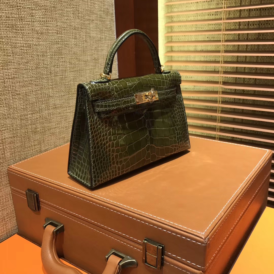 Hermès（爱马仕）MiniKelly 迷你凯莉 橄榄绿 一级美洲鳄鱼皮 顶级手缝蜡线 金扣 19cm 2代