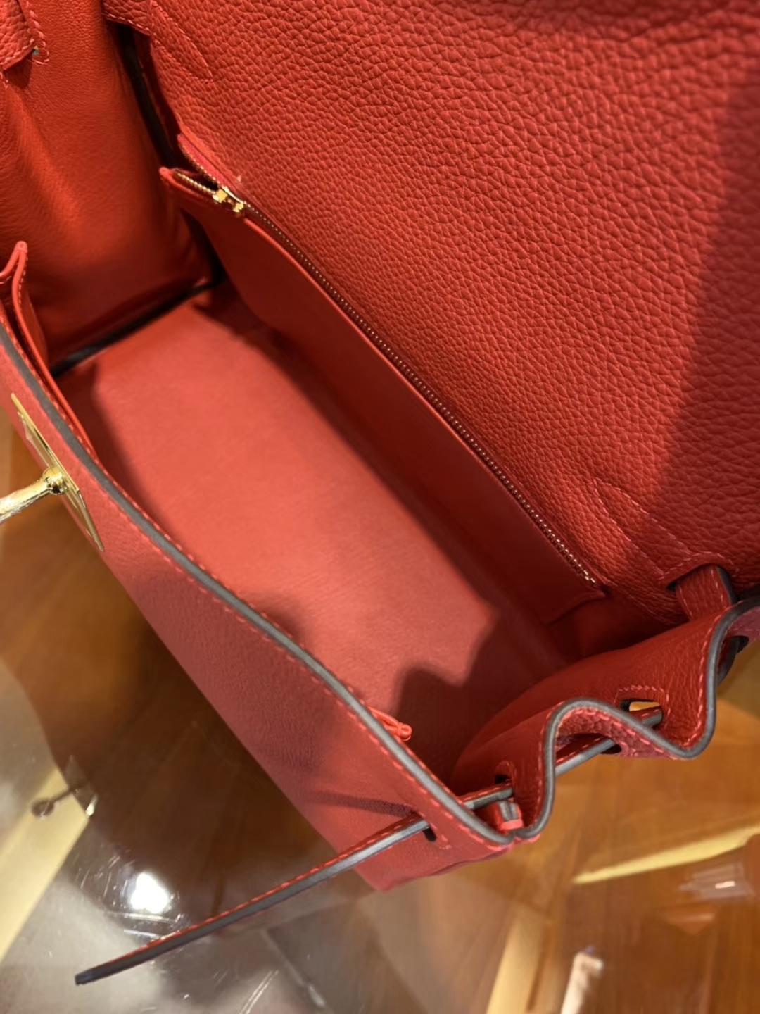 Hermès（爱马仕）Kelly凯莉包 togo小牛皮 中国红 进口原料 原版蜜蜡线 金扣 28cm