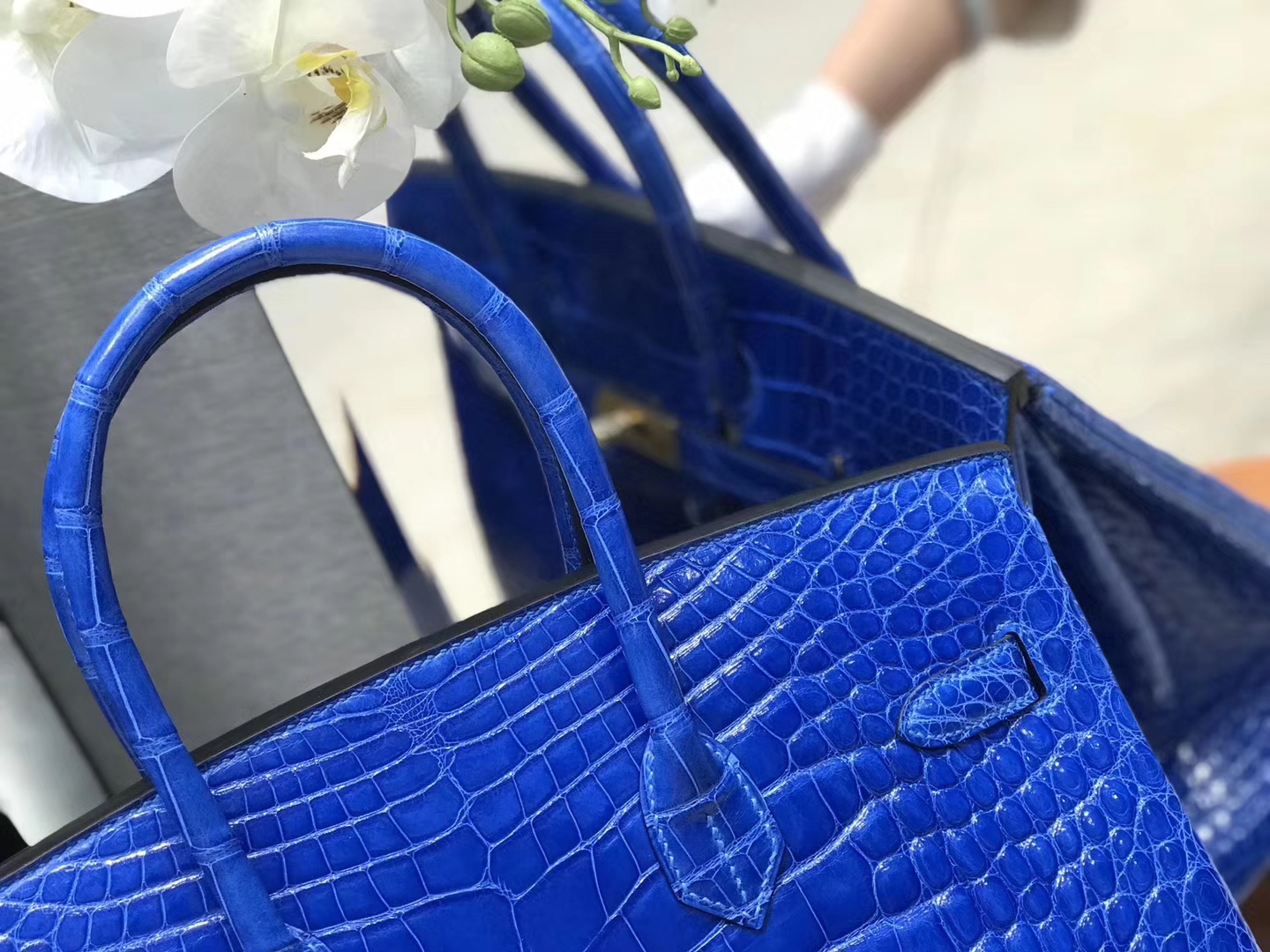 Hermès（爱马仕） Birkin铂金包 电光蓝 亮面美洲鳄鱼皮 金扣 35cm
