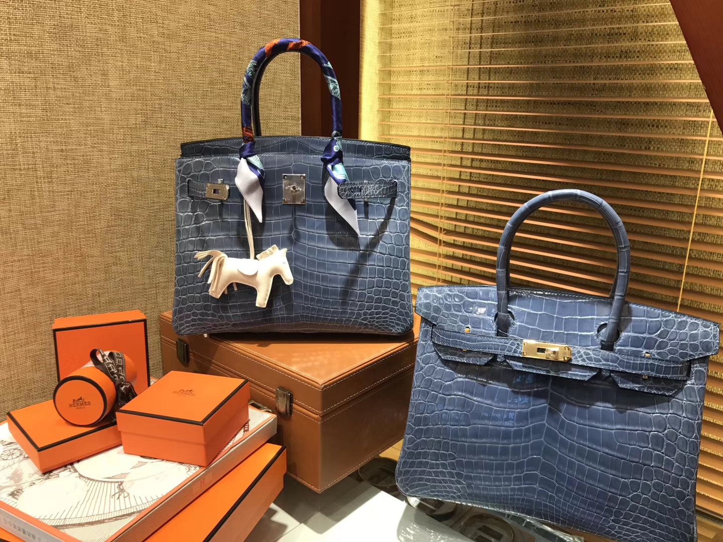 Hermès（爱马仕）Birkin 牛仔蓝 一级尼罗鳄鱼皮 顶级工艺全手工制作 30cm