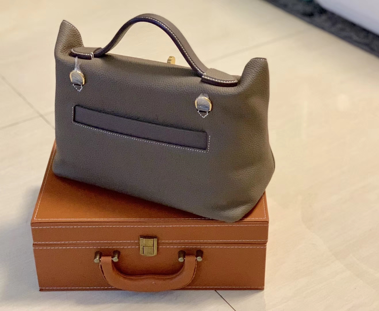 Hermès（爱马仕）Kelly-2424 锡器灰 原厂御用顶级小牛皮拼Swift皮 togo 金扣 29cm
