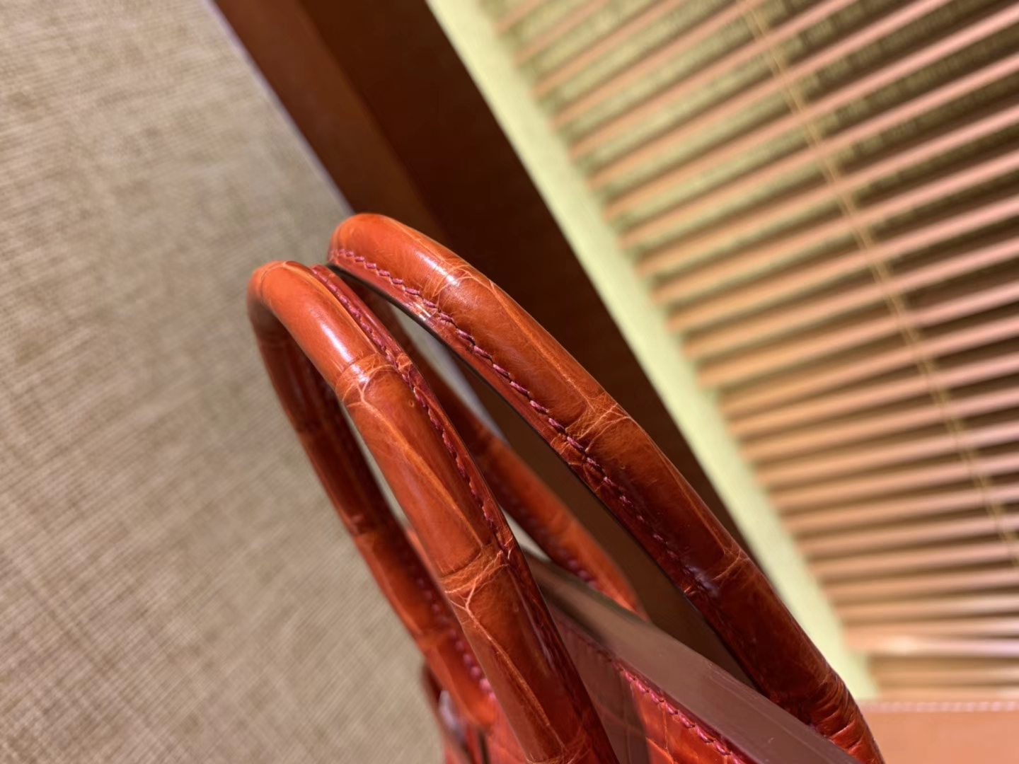 Hermès（爱马仕）Birkin铂金包 复古红一级皮 尼罗鳄鱼 进口原料 顶级手缝工艺 25cm