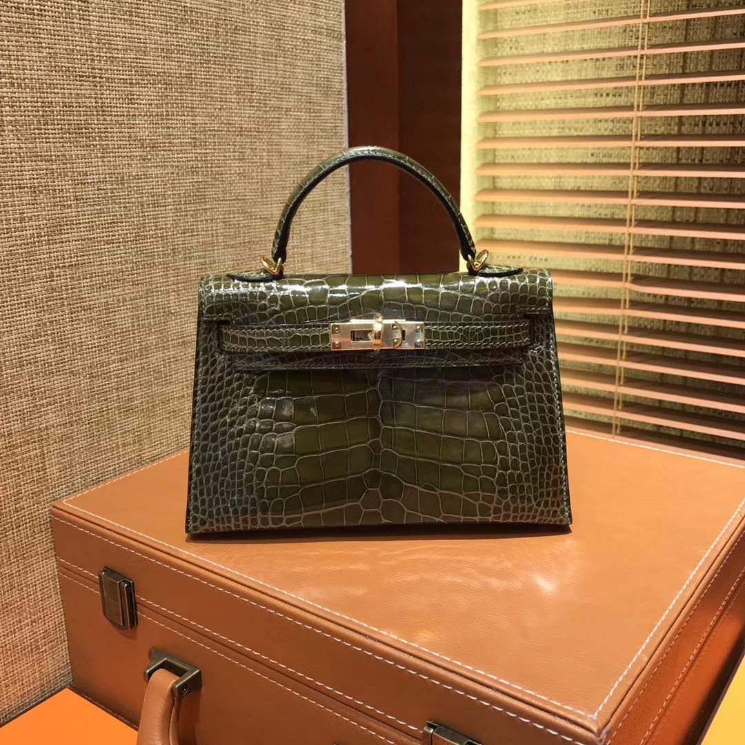 Hermès（爱马仕）MiniKelly 迷你凯莉 橄榄绿 一级美洲鳄鱼皮 顶级手缝蜡线 金扣 19cm 2代