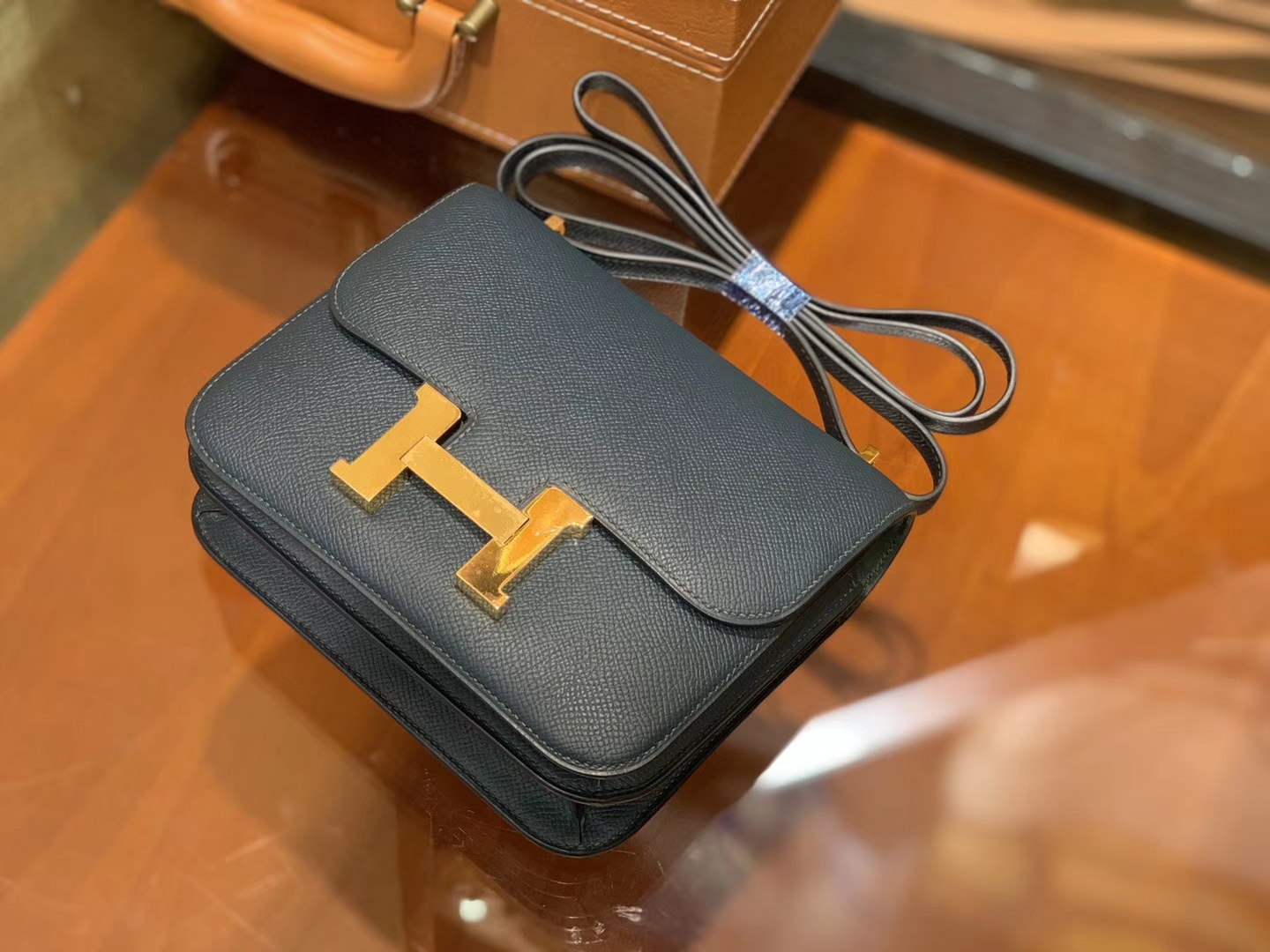 Hermès（爱马仕）Constance空姐包 新色 松柏绿 顶级全手工缝制 金扣 18cm